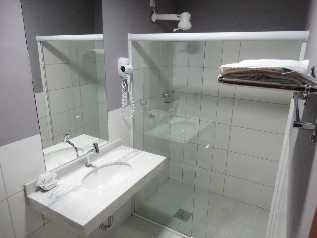 Quarto Duplo