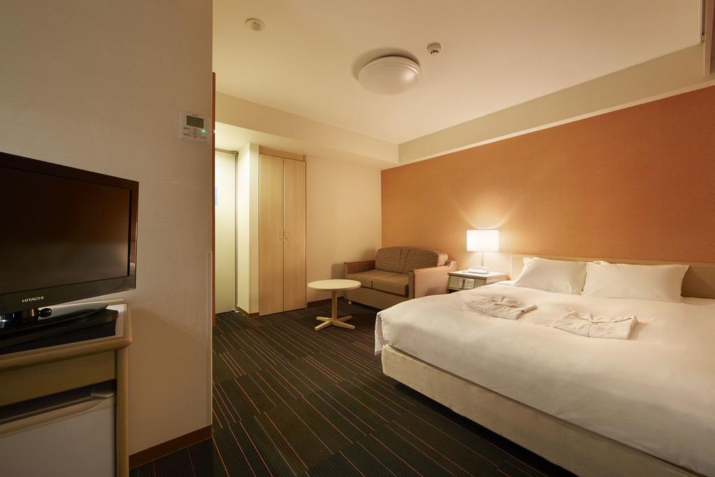 Standard Twin Room - Non-Smoking,683092650:JPEG