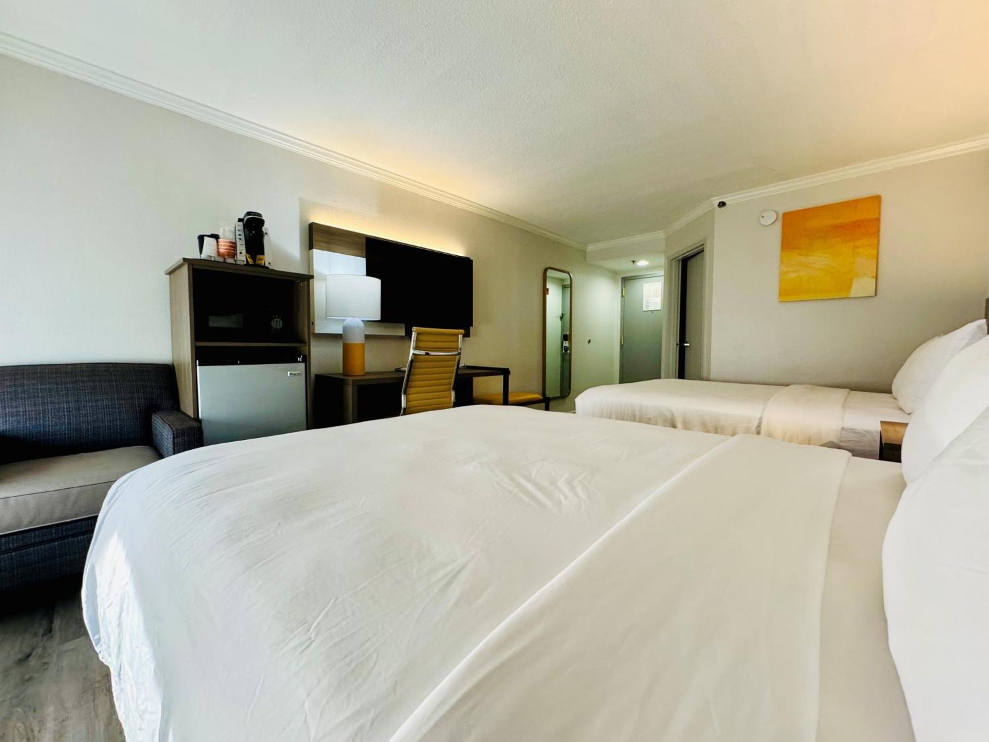Habitación cuádruple con 2 camas grandes - No fumadores