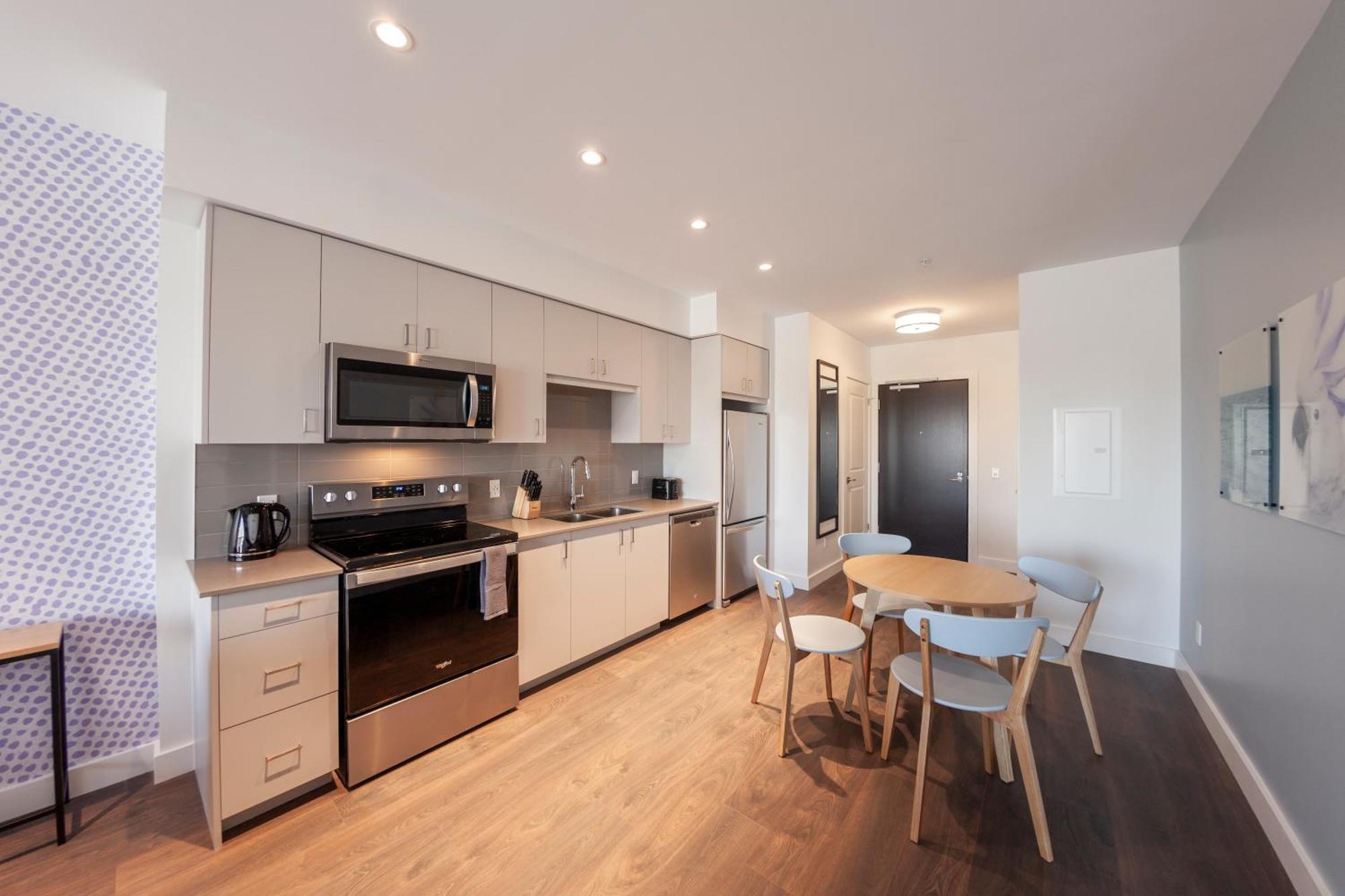 Deluxe Apartment