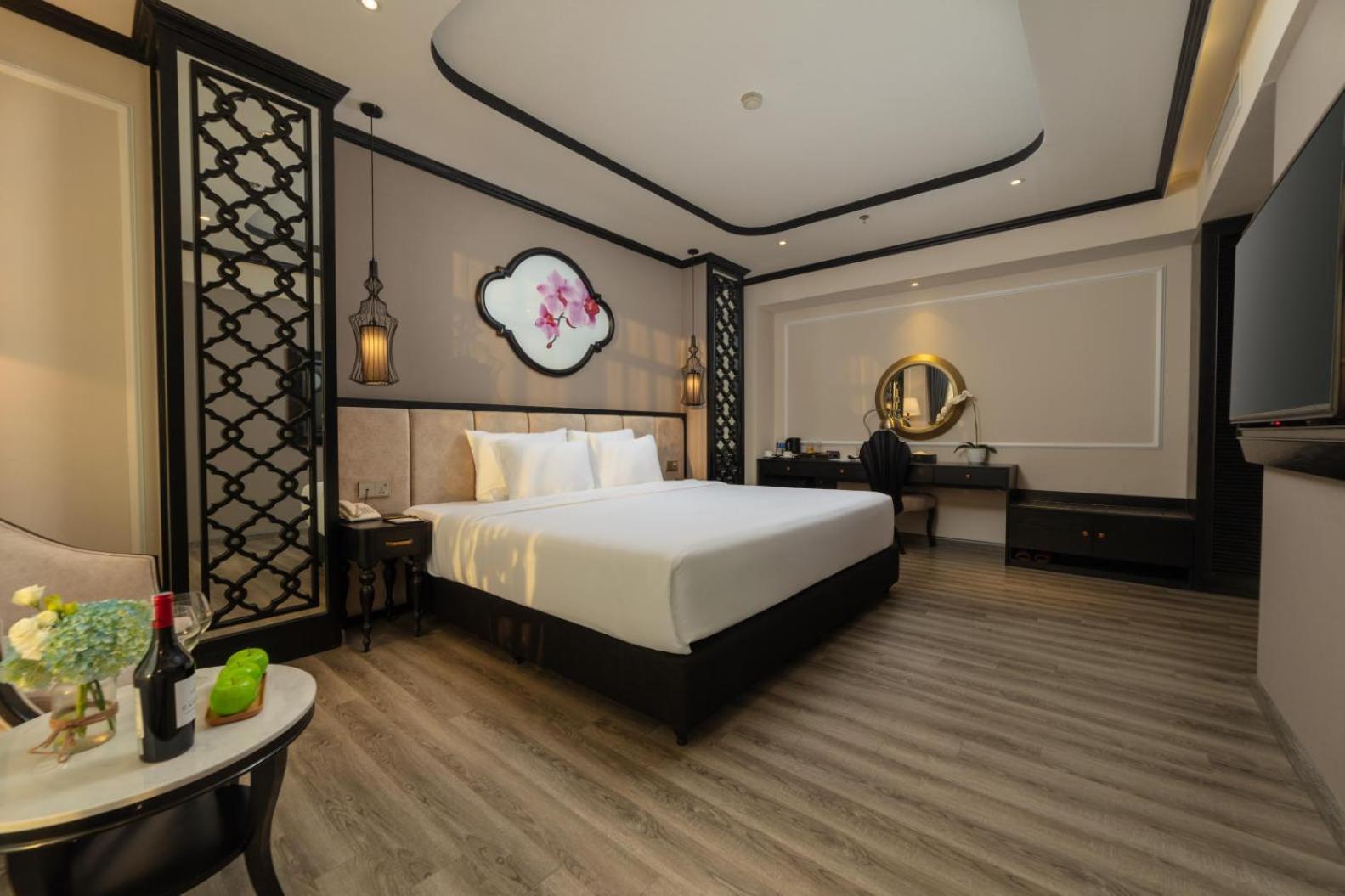 Kamer met 1 Groot Bed of 2 Aparte Bedden en Uitzicht op de Stad