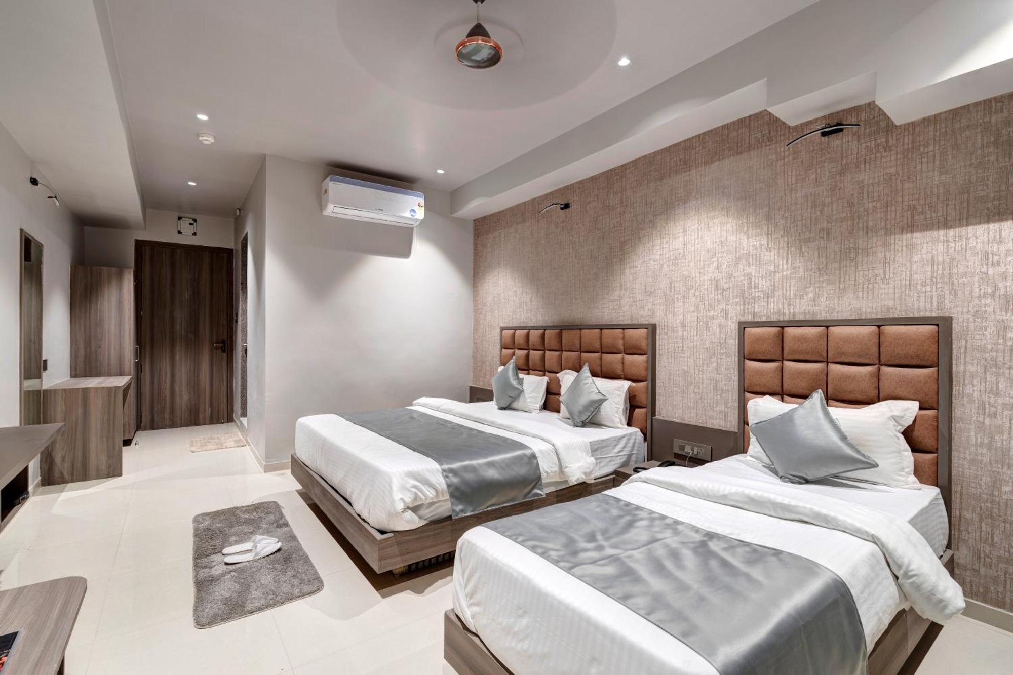 Superior Triple Room