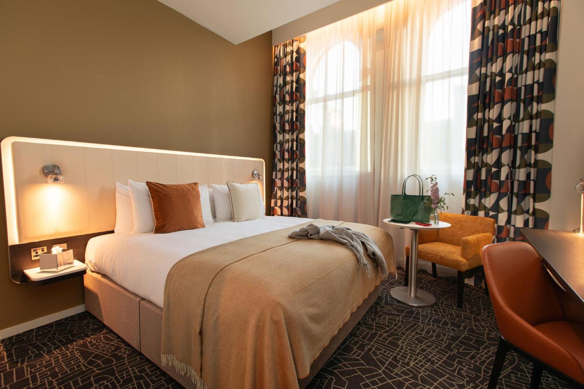 Classic Double Room