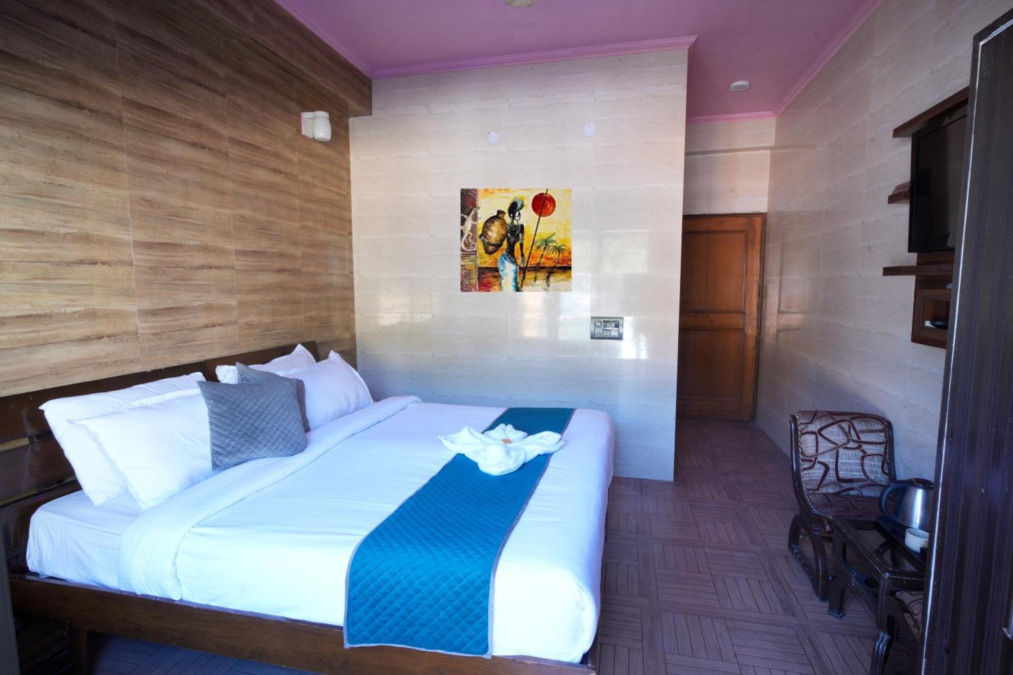 Deluxe Double Room with Balcony