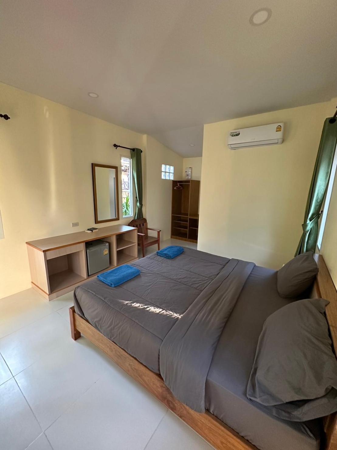 King Room with Balcony
