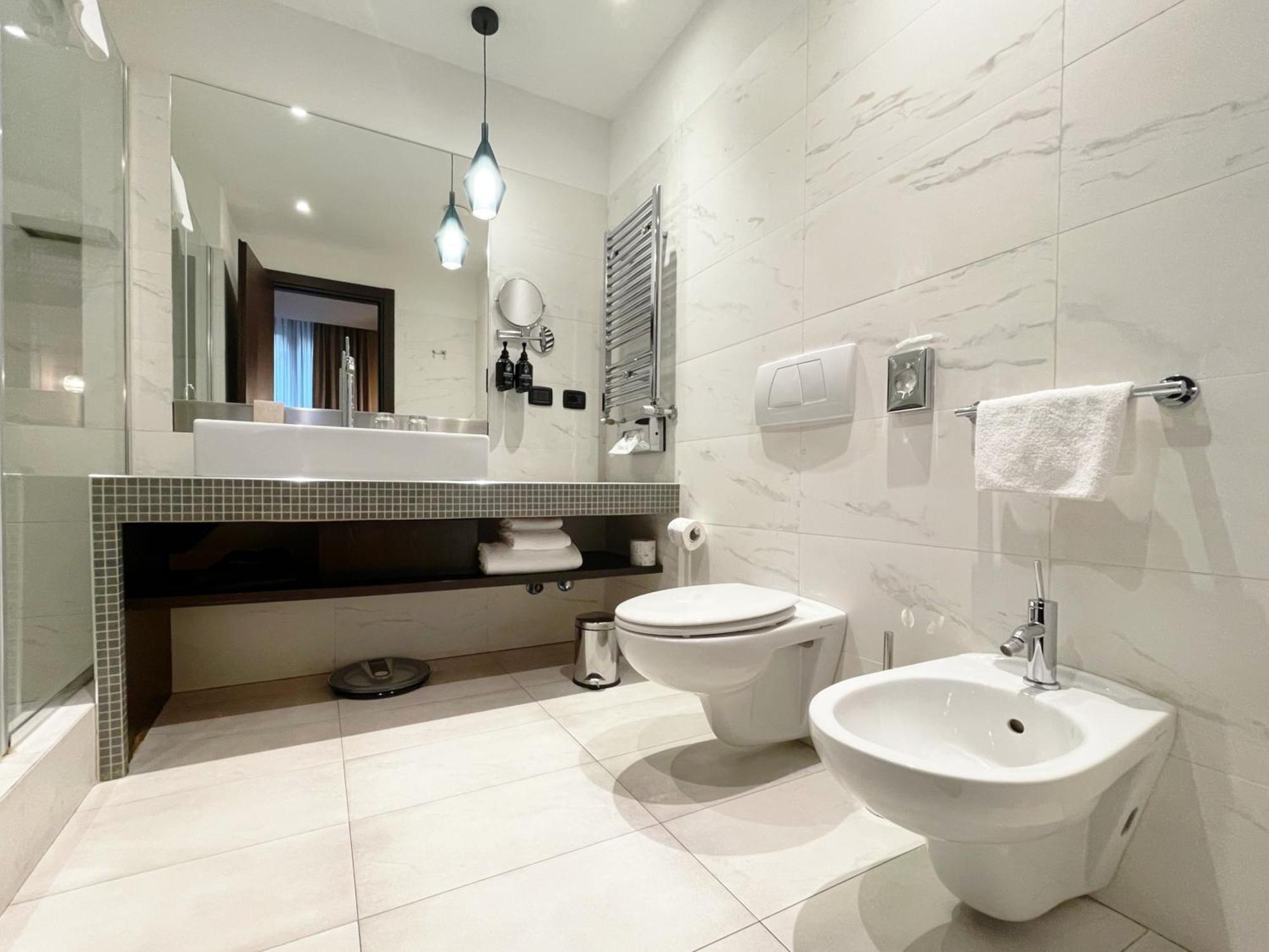 Premium King Room