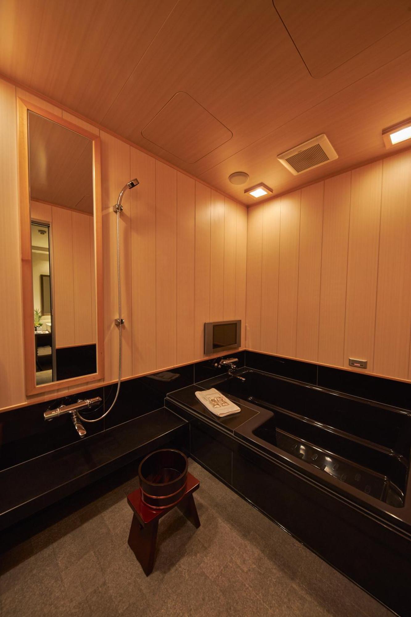King Suite