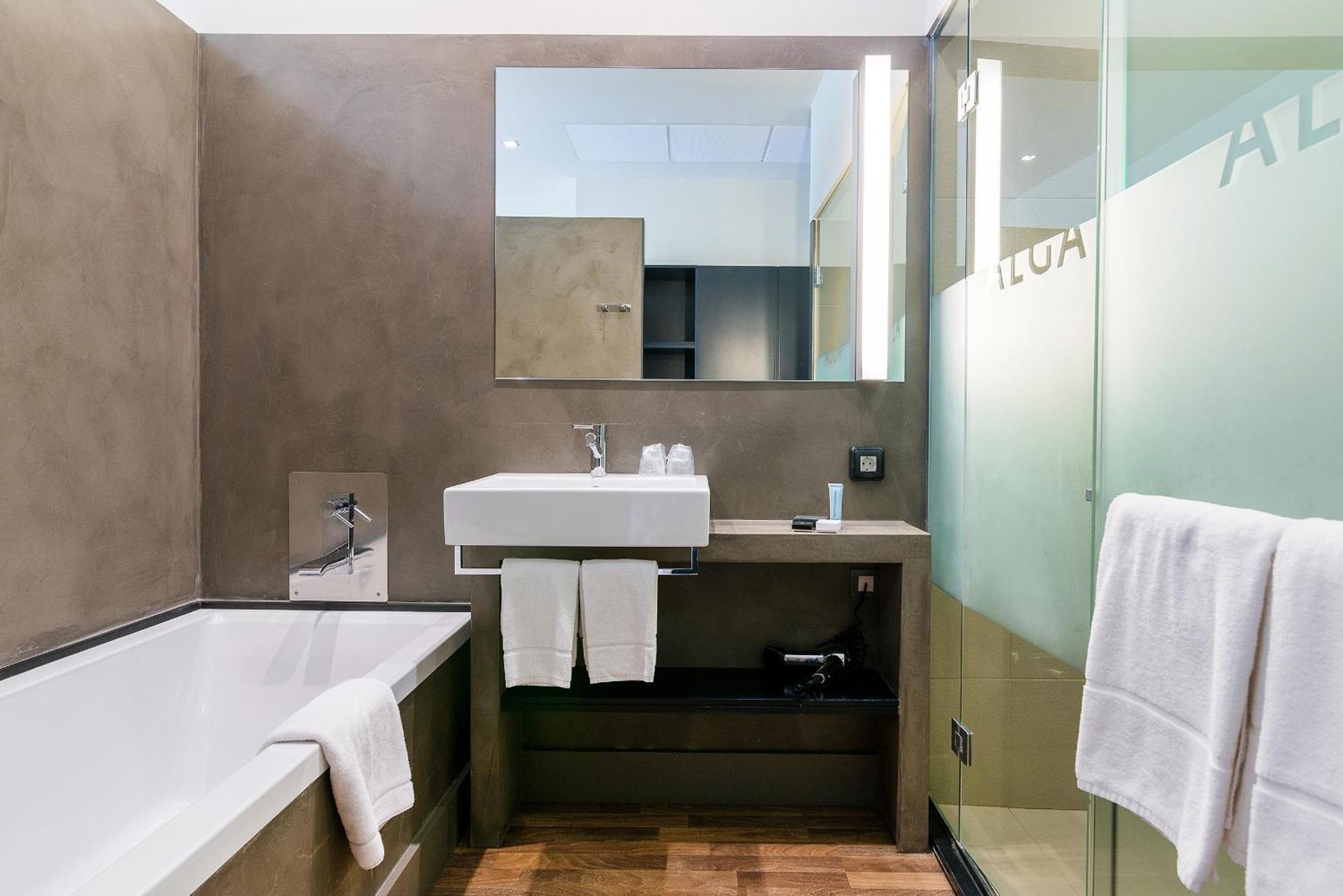 Premium Double Room,1627201971:JPEG