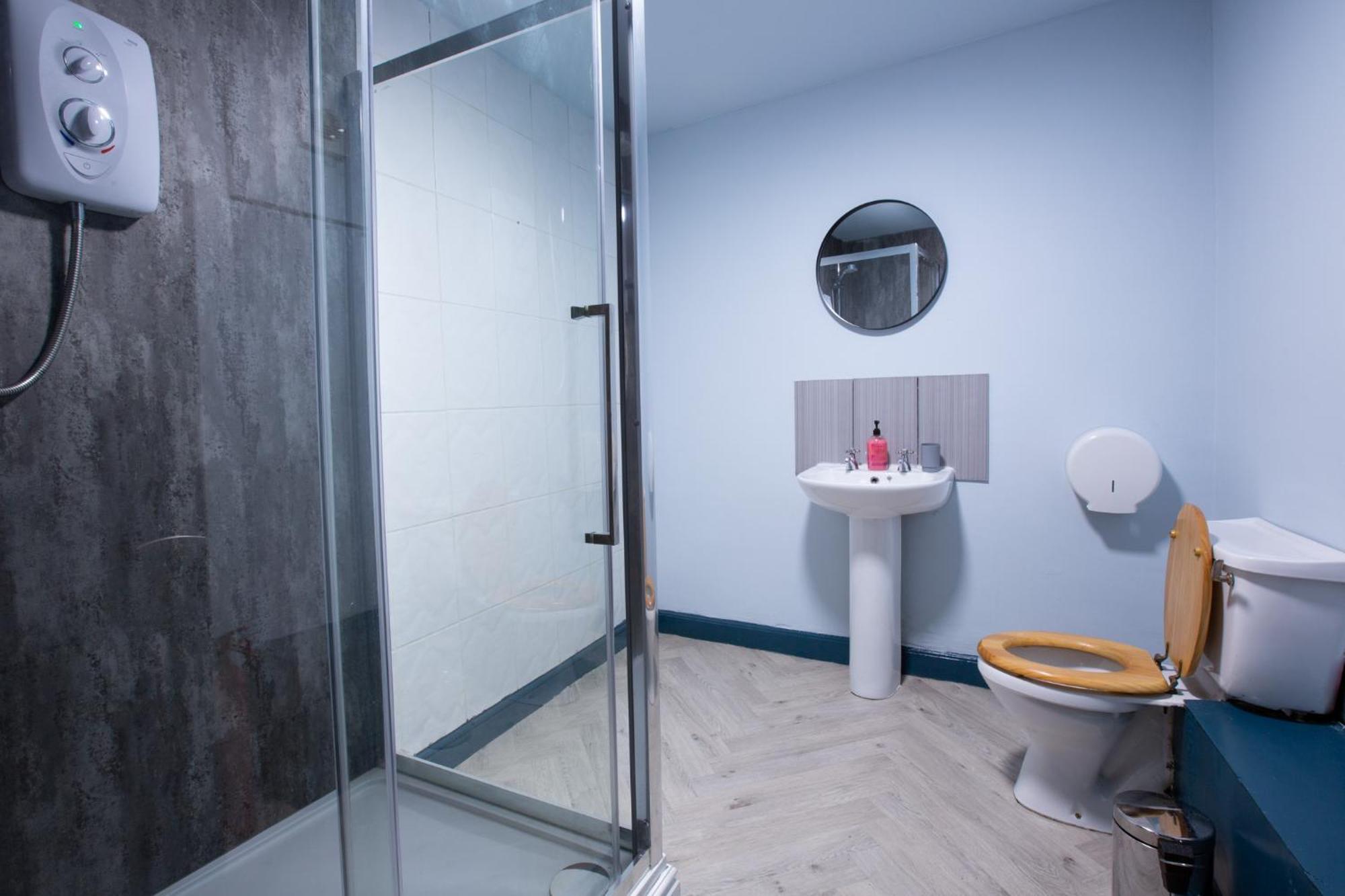 Habitación Doble con baño compartido