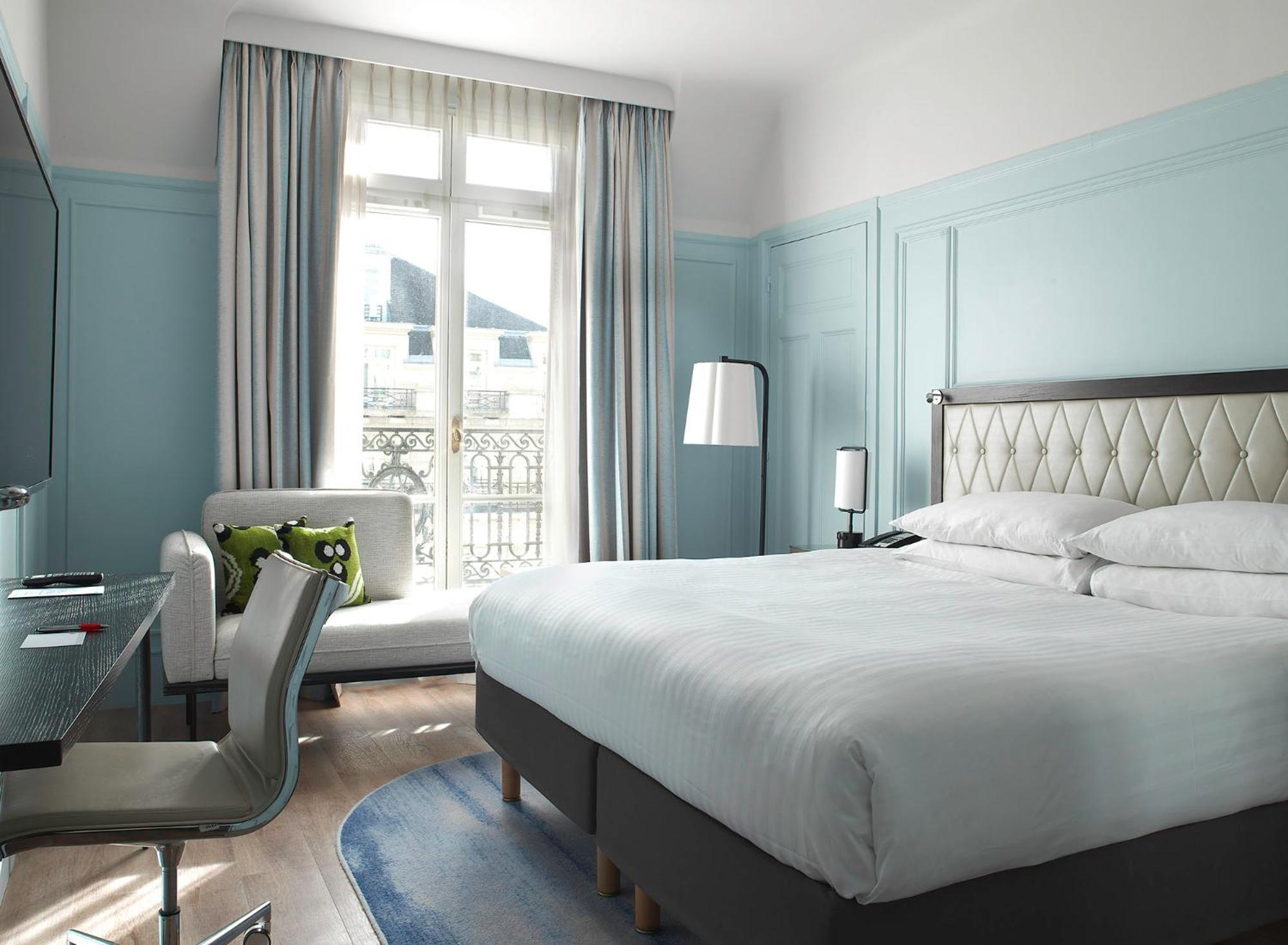 Executive Room Twin Beds
