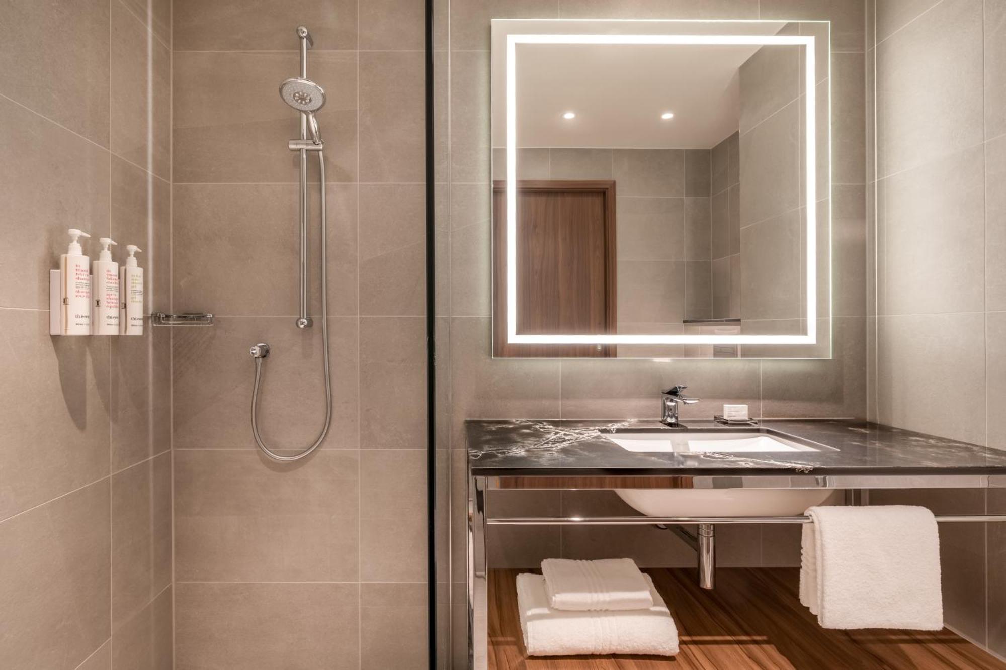 Premium Twin Room