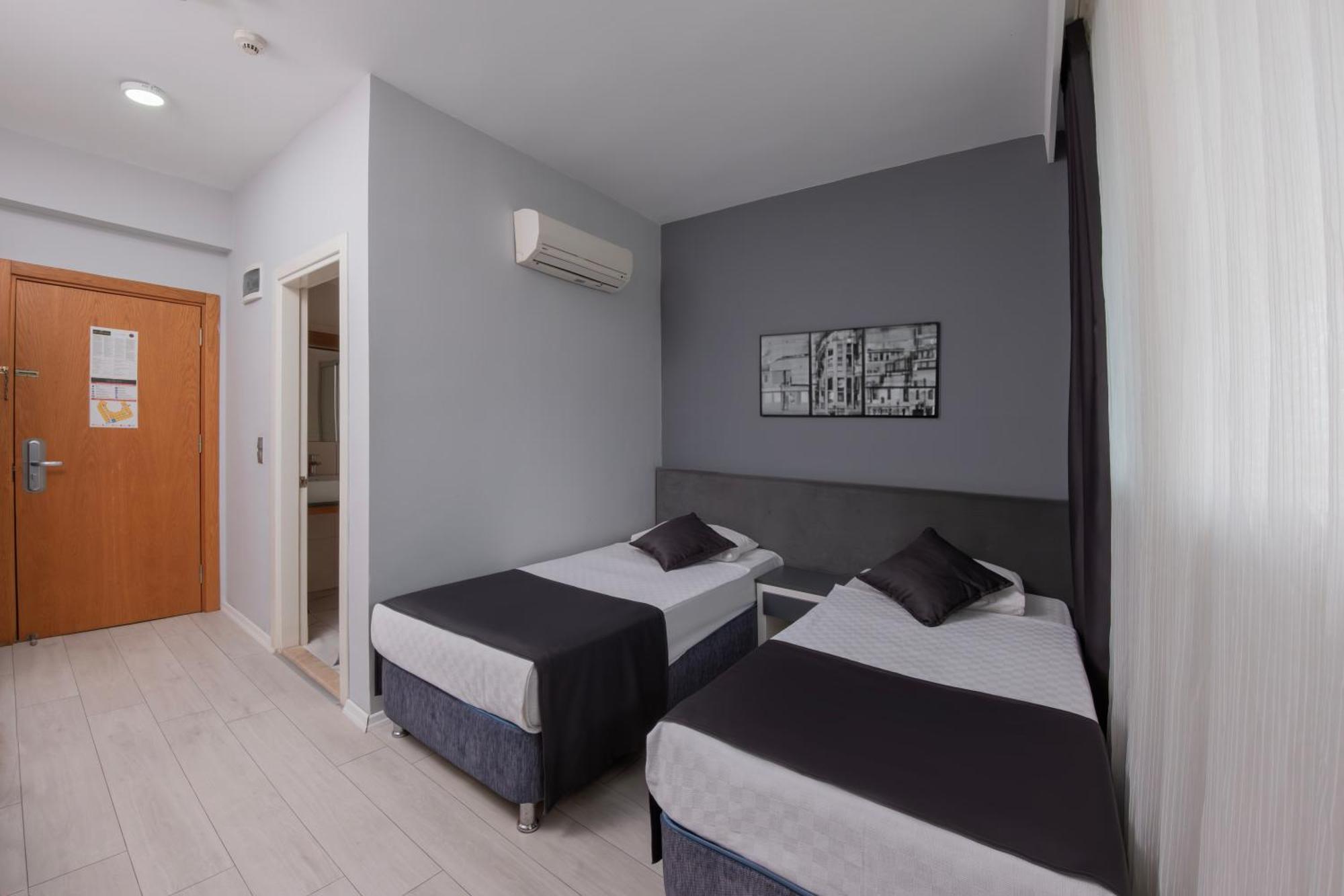 Deluxe Twin Room,1537445953:JPEG