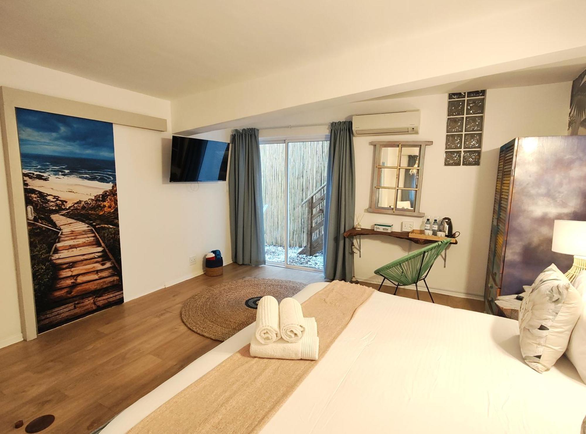 Suite Terrace,1537487989:JPEG