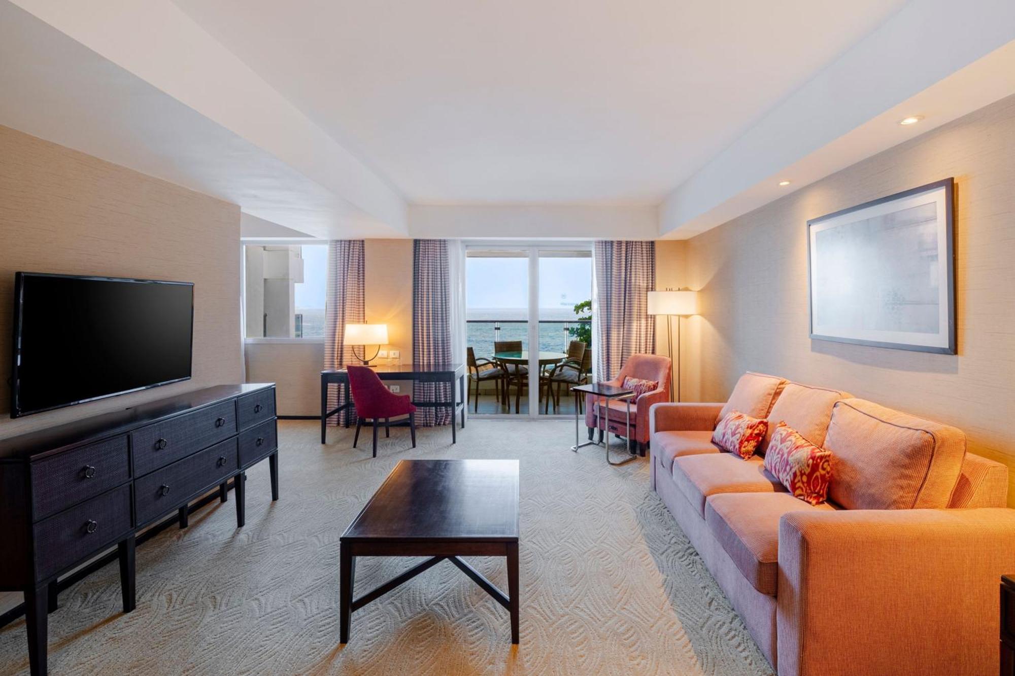 Suite Carioca Plus Spacieuse avec Accès au Salon Club - Vue sur Océan