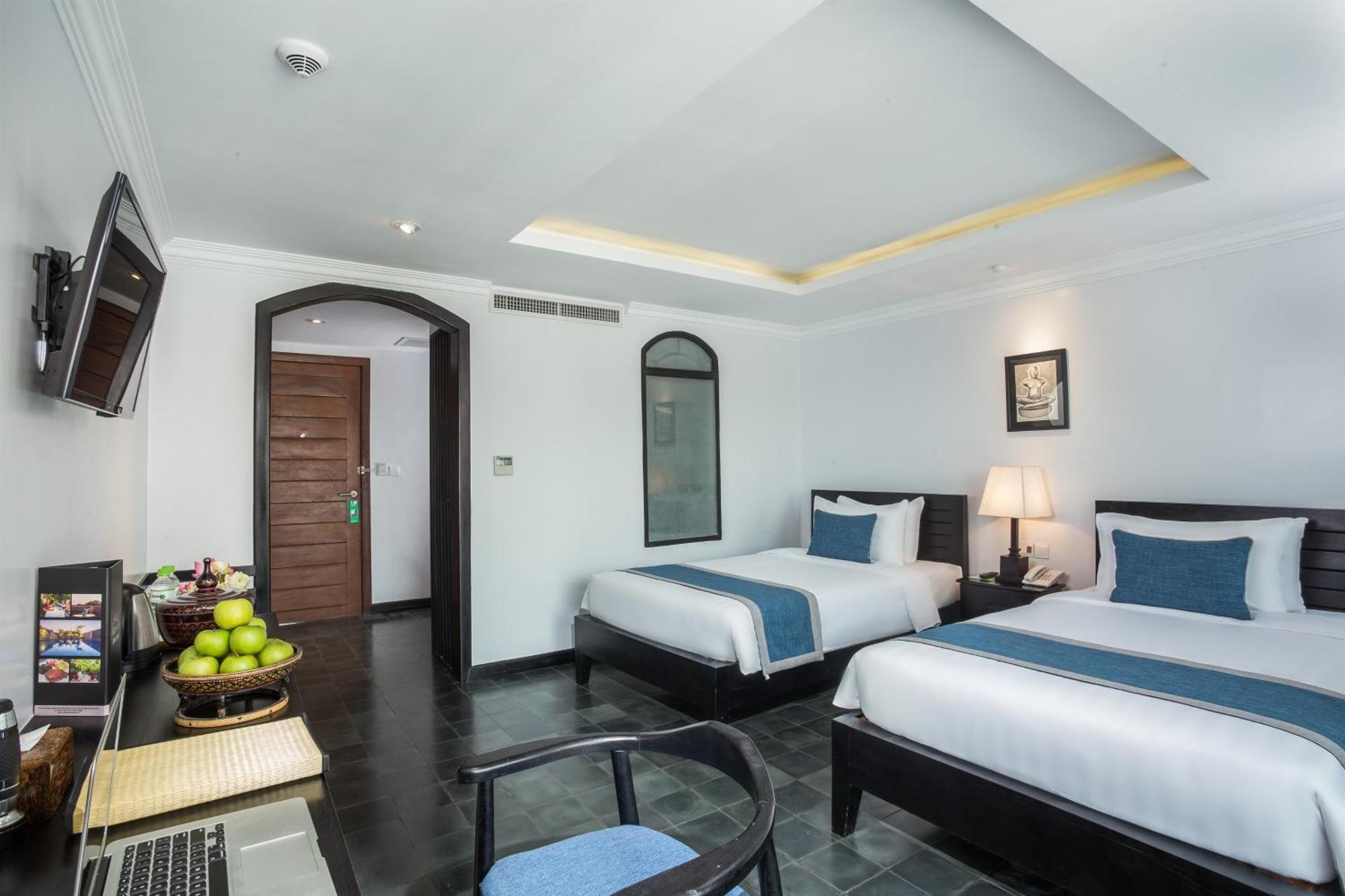 Luxury Twin Room - Afternoon Tea + Workspace + Support Community,1538573191:JPEG