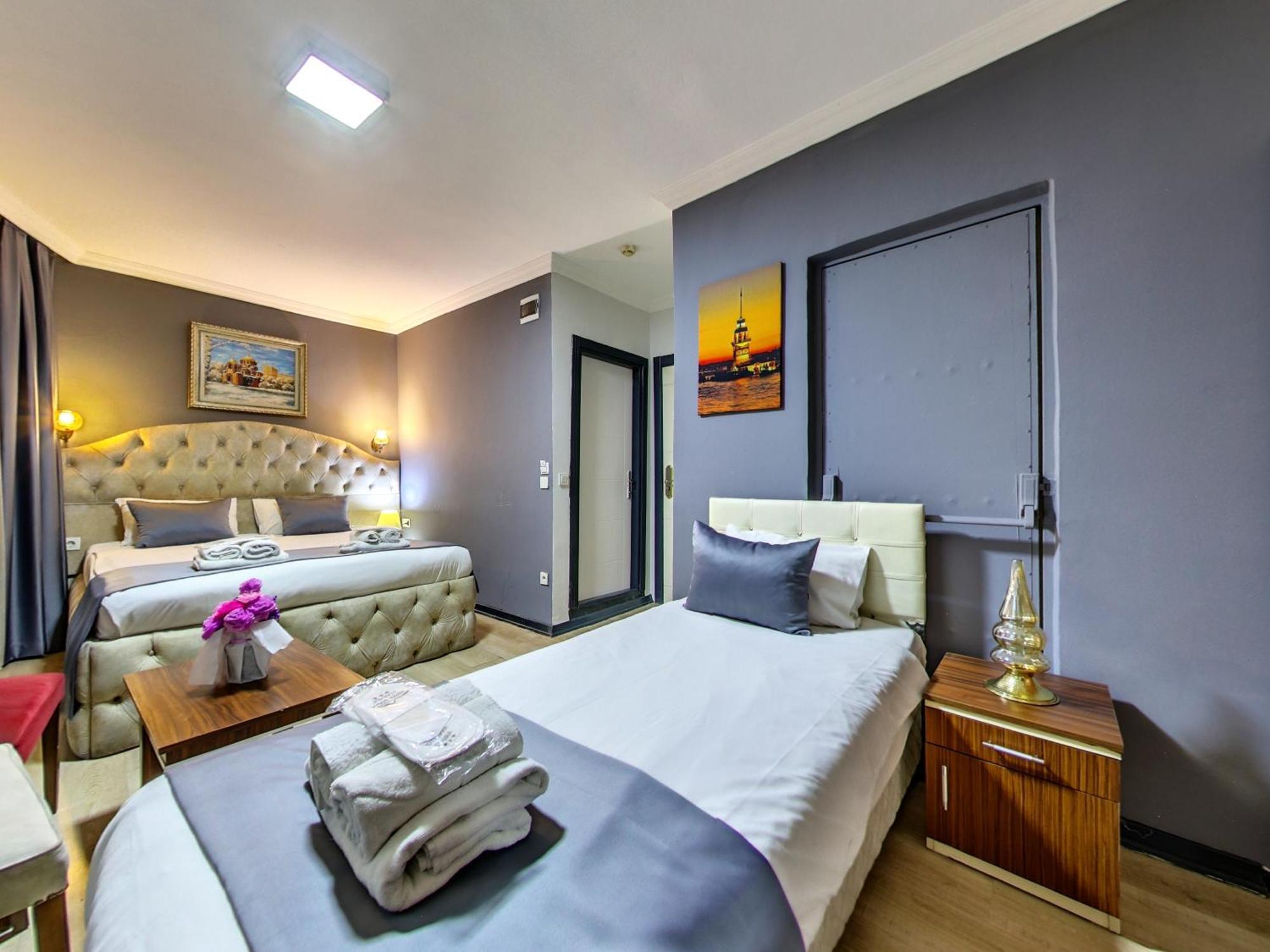 Deluxe Queen Suite