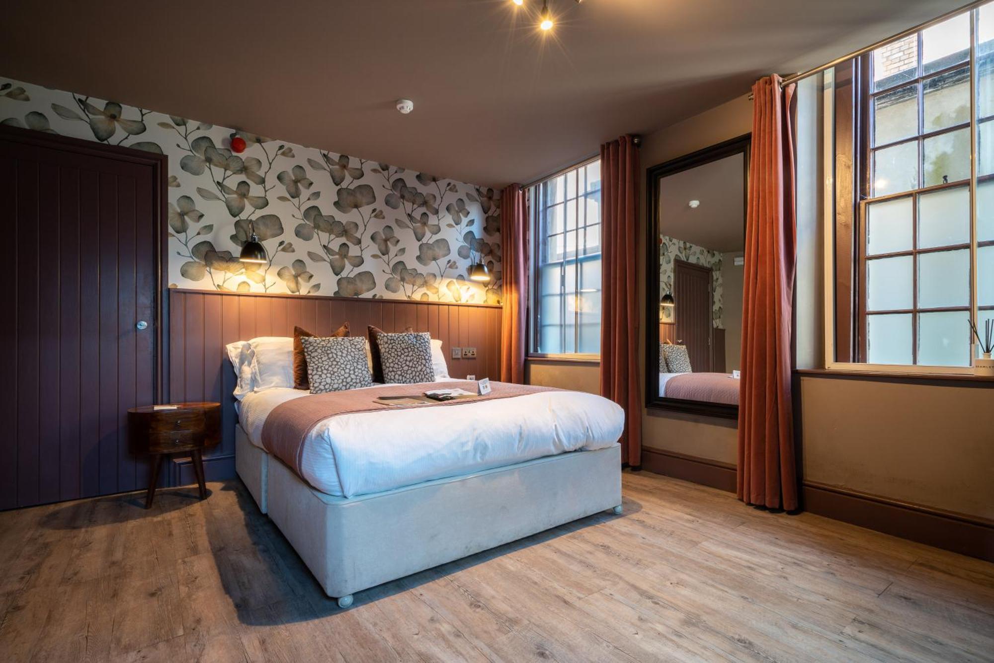 Classic Double Room