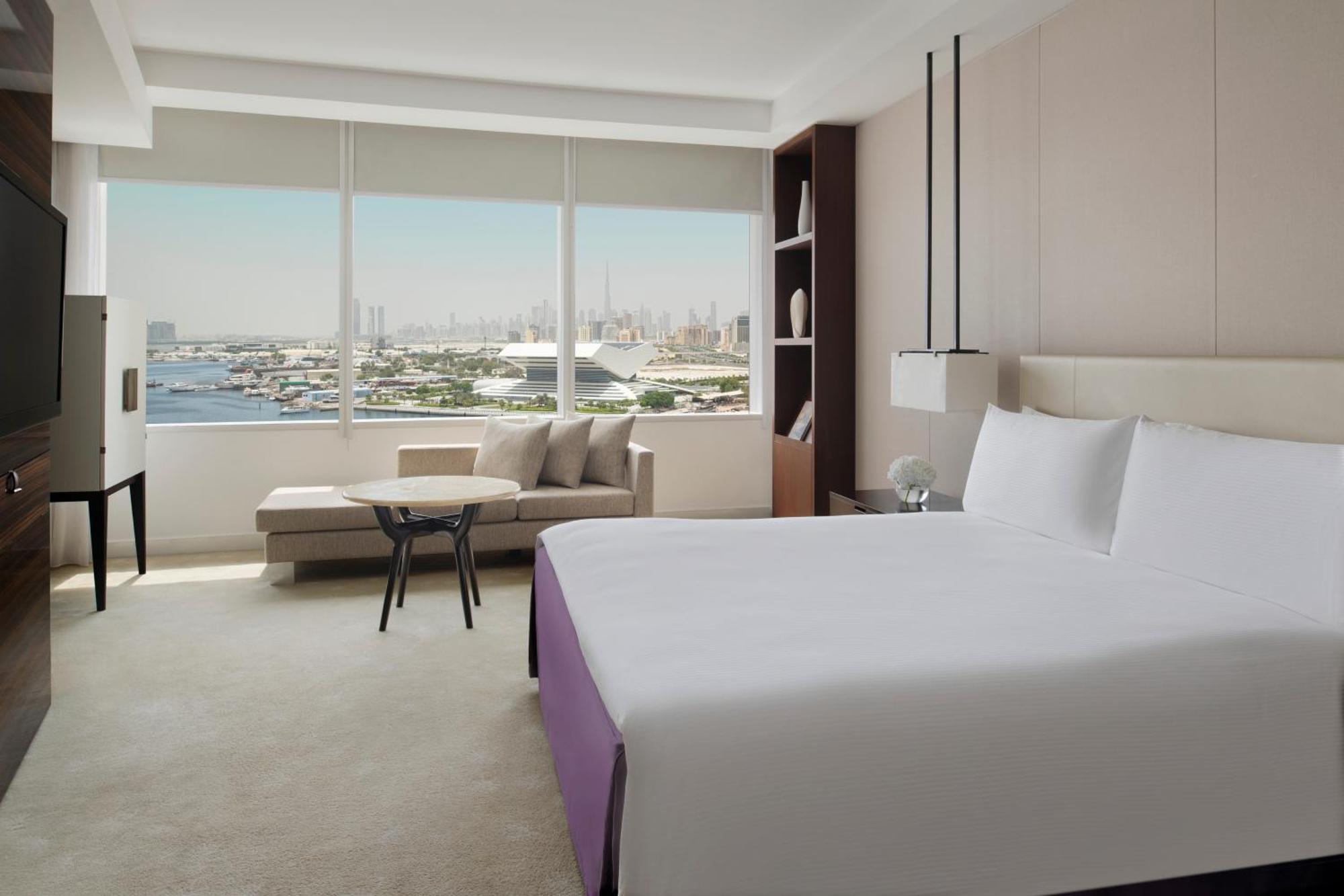 Premium King Room Club Lounge Access
