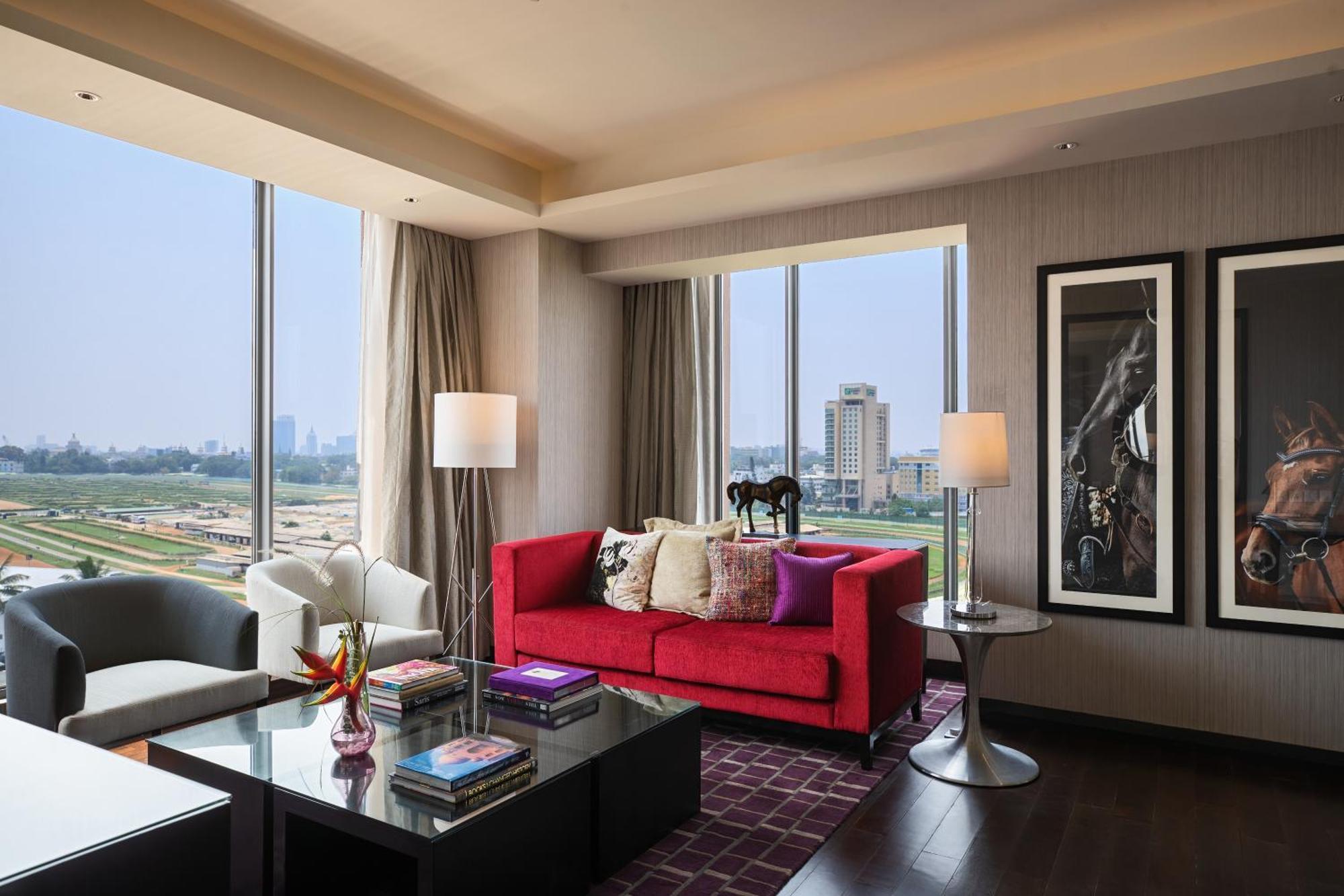 One-Bedroom Suite Executive Lounge Access,1643201389:JPEG