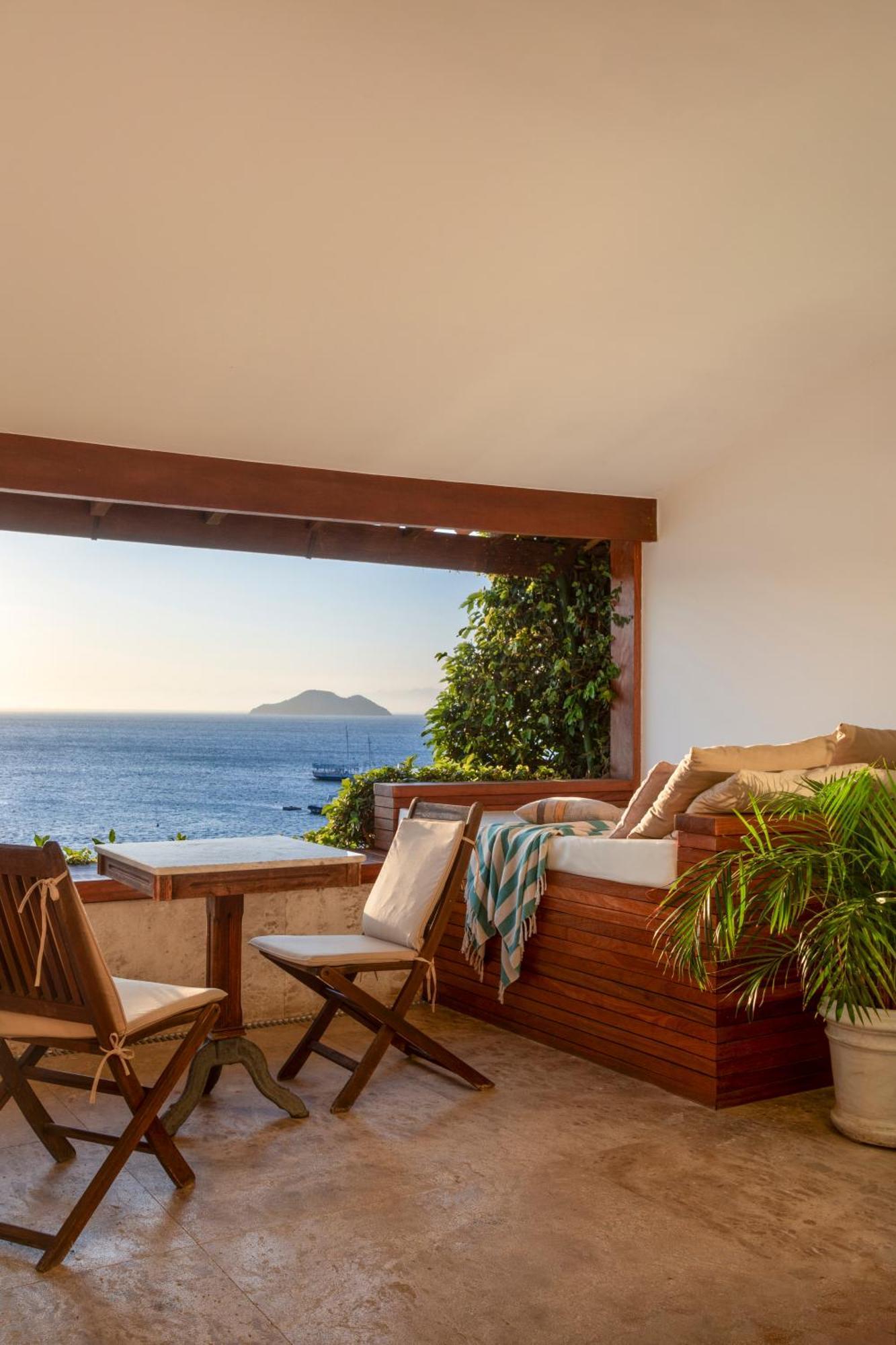 Suite with Private Pool