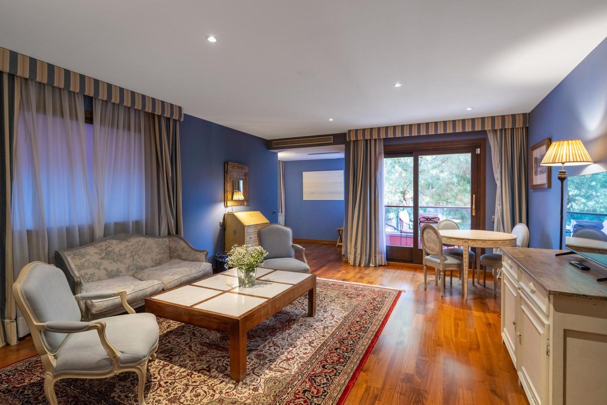 Suite Premium Room