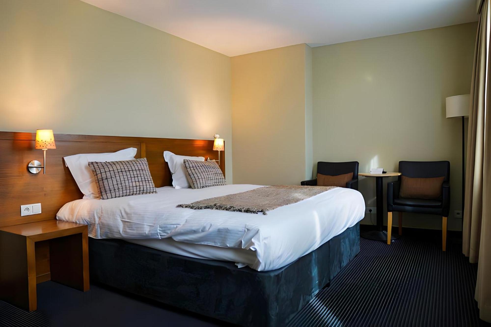 Double or Twin Room Garden View