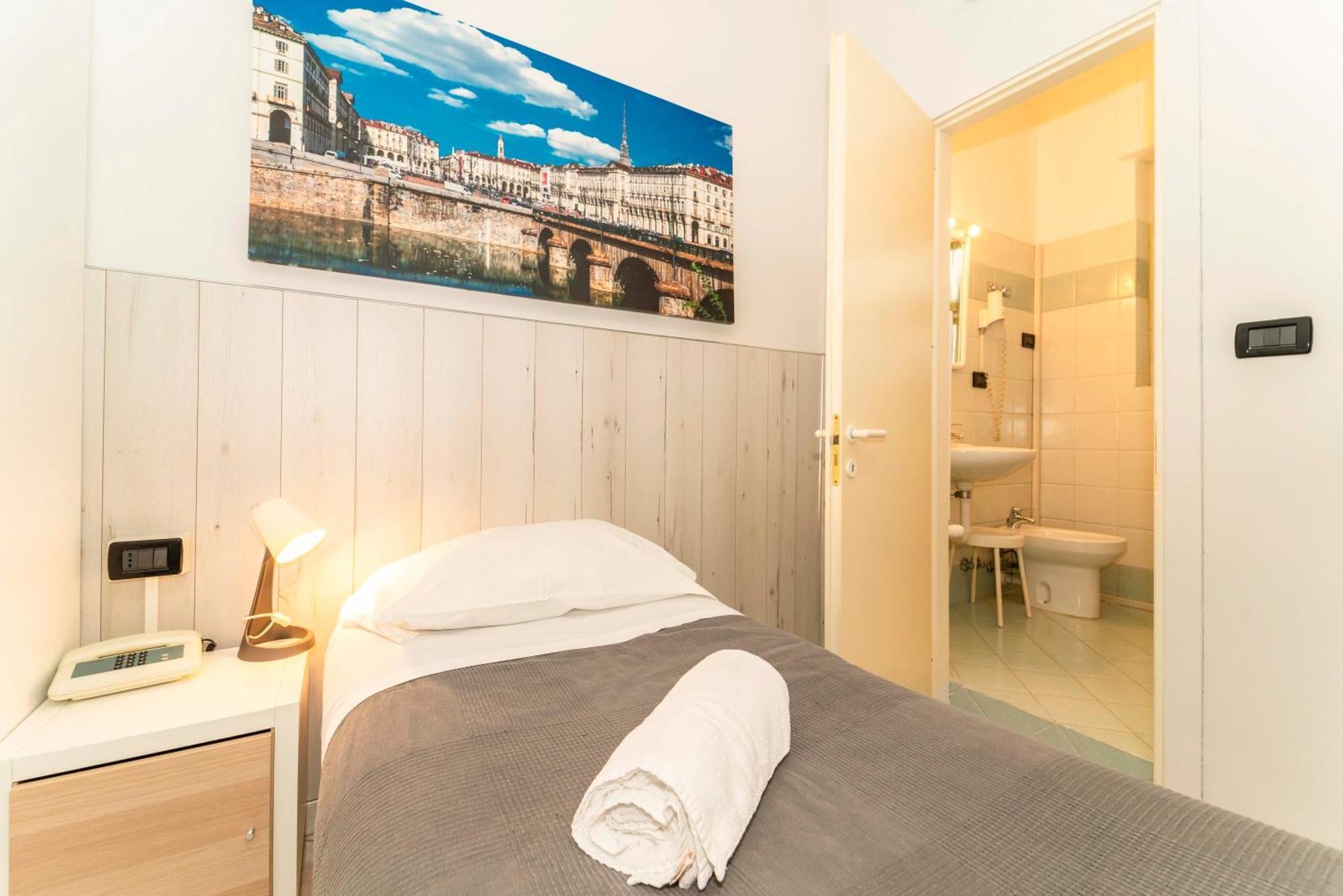 Small Single Room