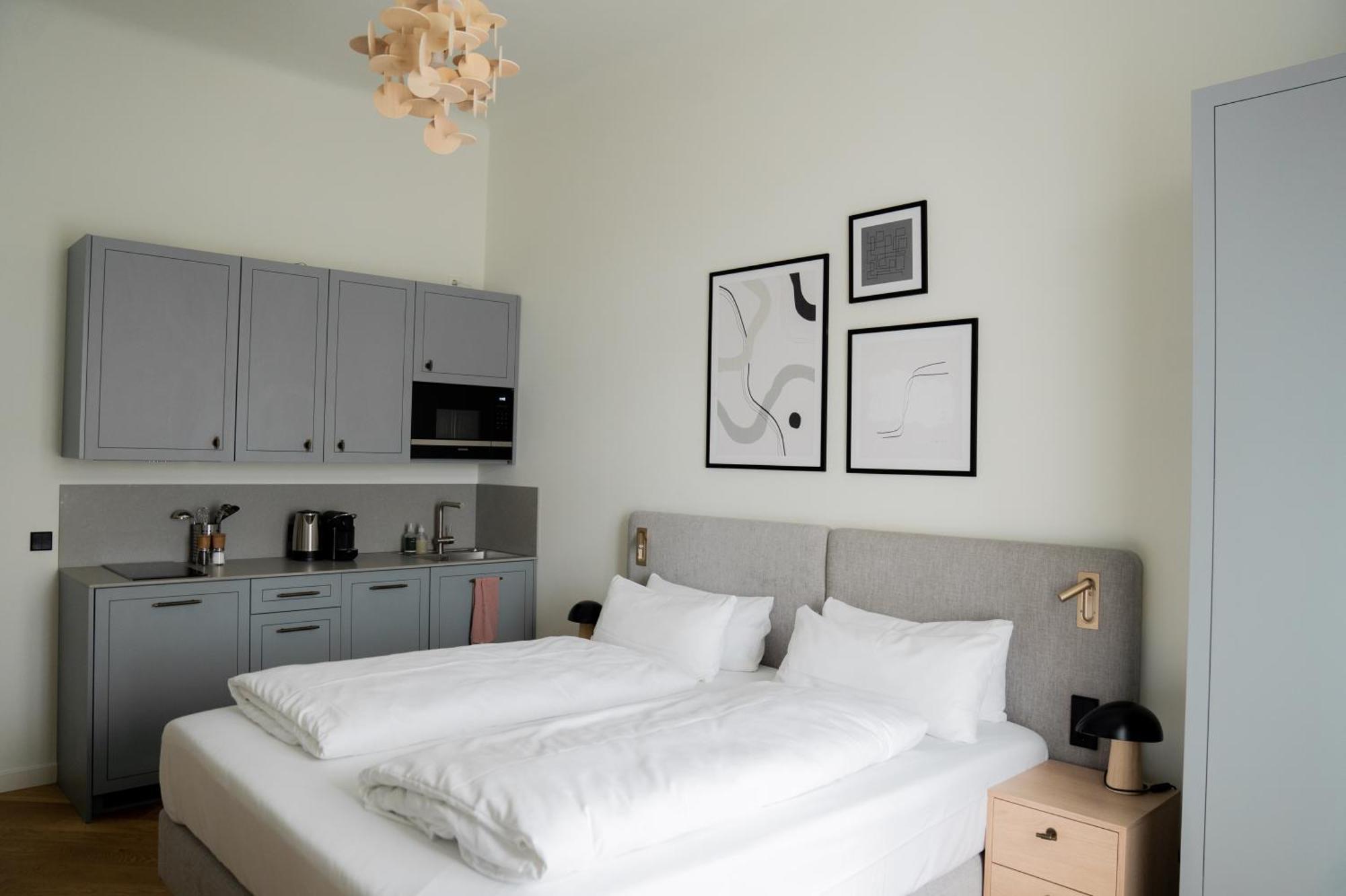 Compact Studio with Kitchen