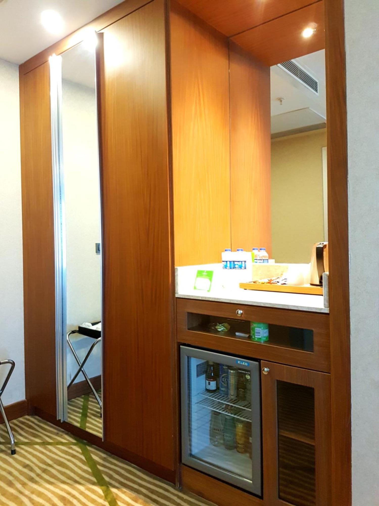 Standard Room,1538799691:JPEG