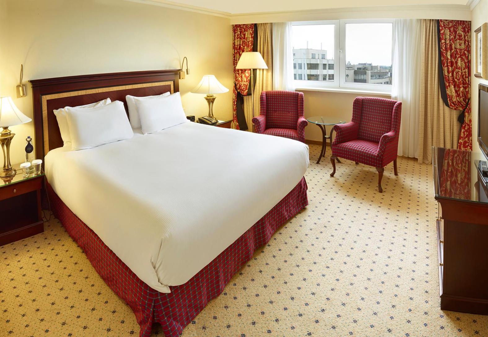 King Room,1595397331:JPEG