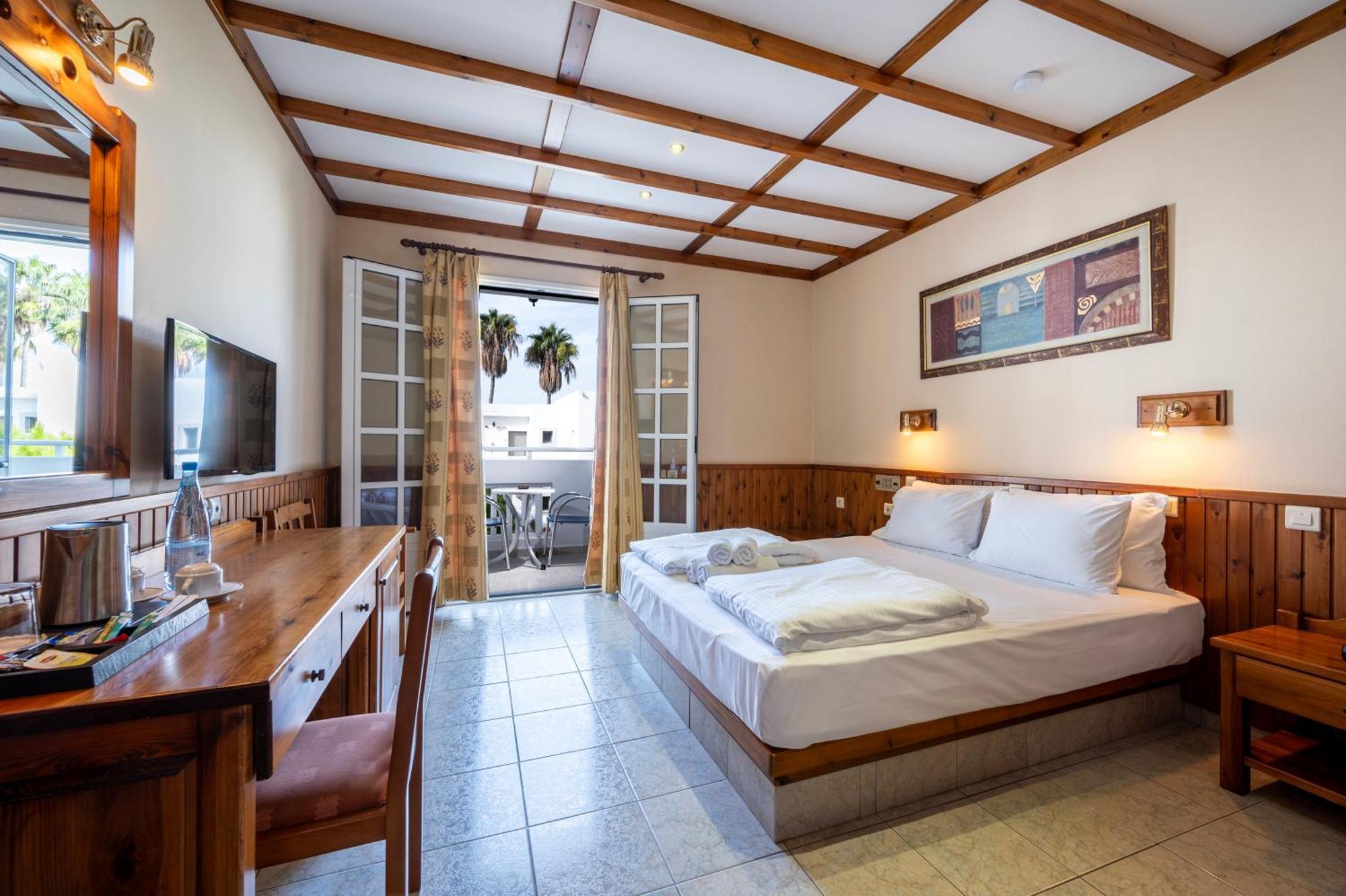 Standard Double or Twin Room,1538826334:JPEG