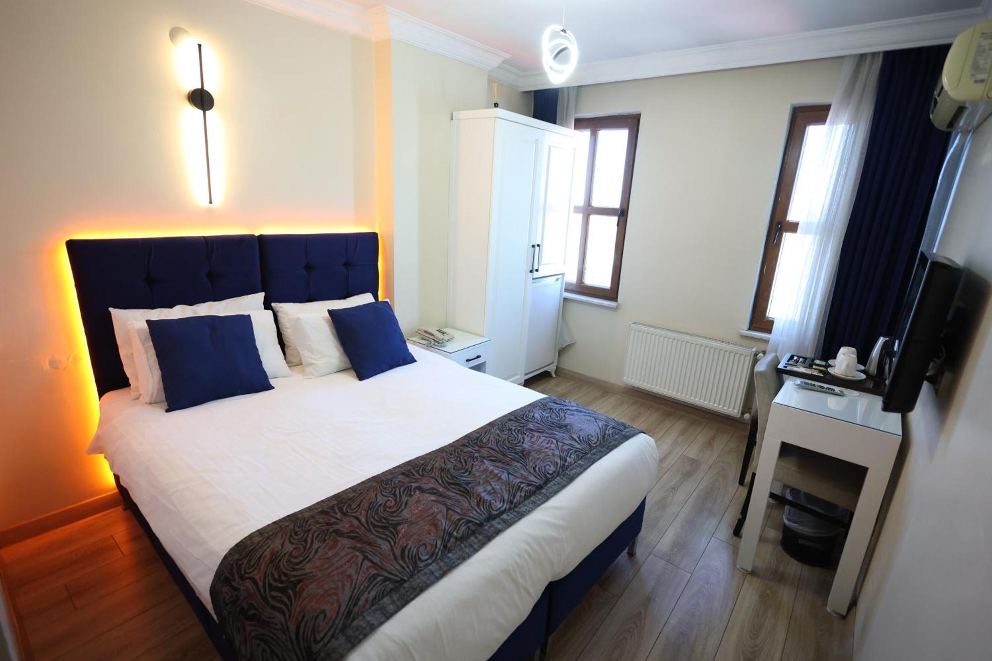 Deluxe Double Room Sea View,1538857402:JPEG
