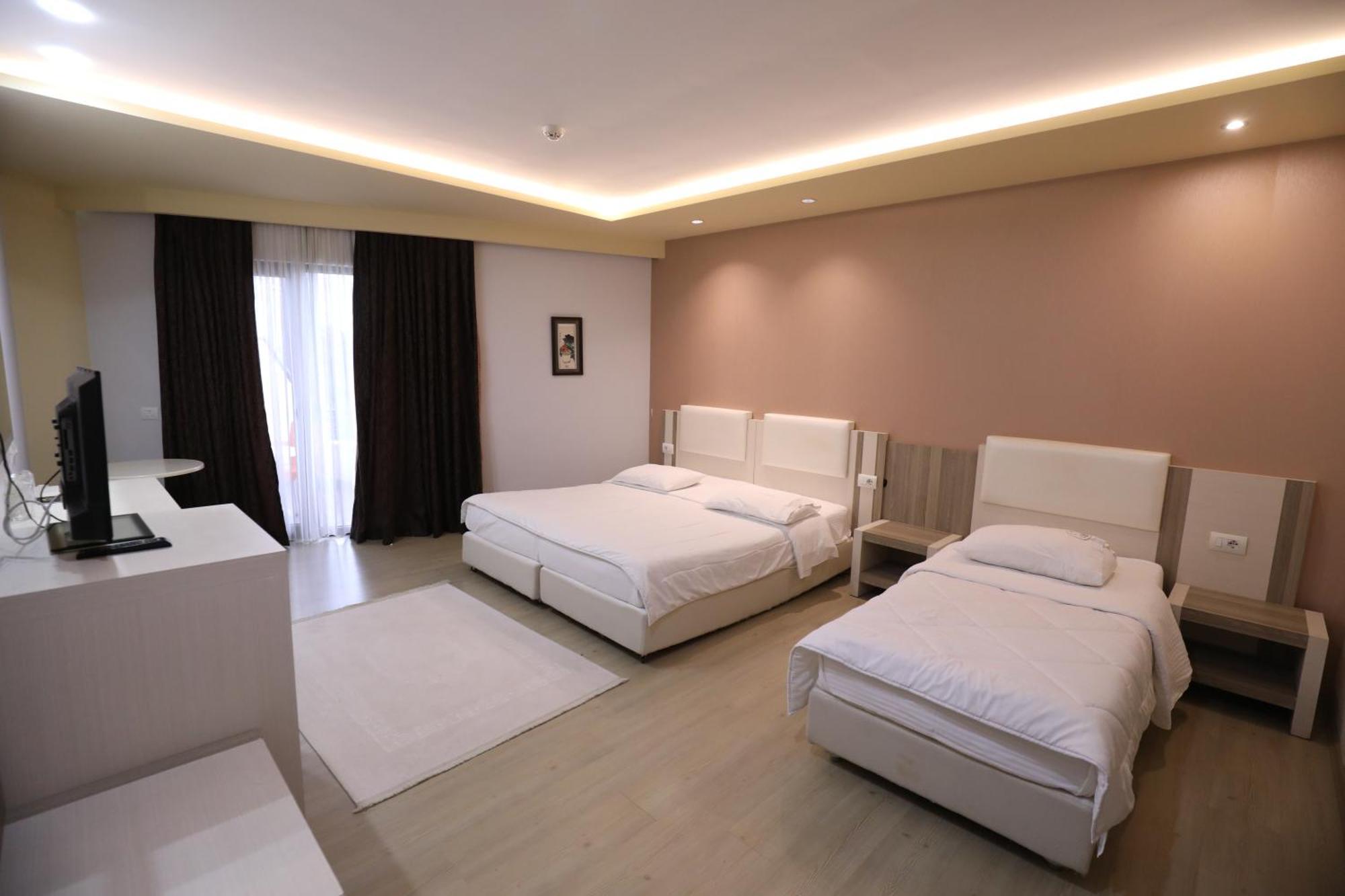 Triple Room with Balcony