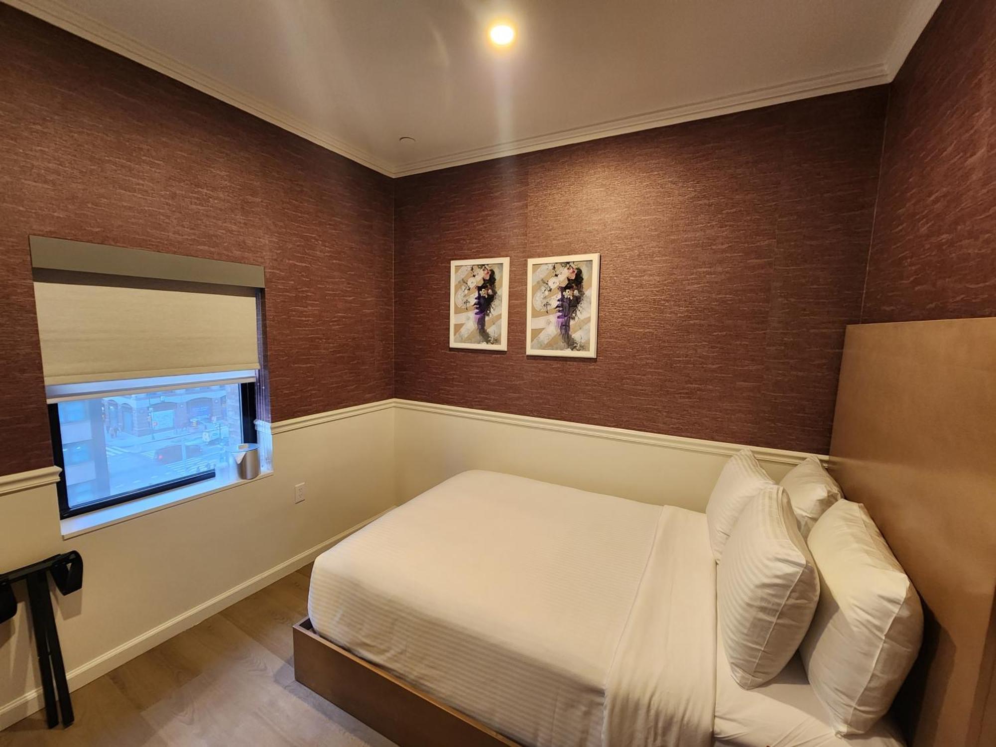 Standard Room with Step-In Shower - Disability Access,1539045865:JPEG