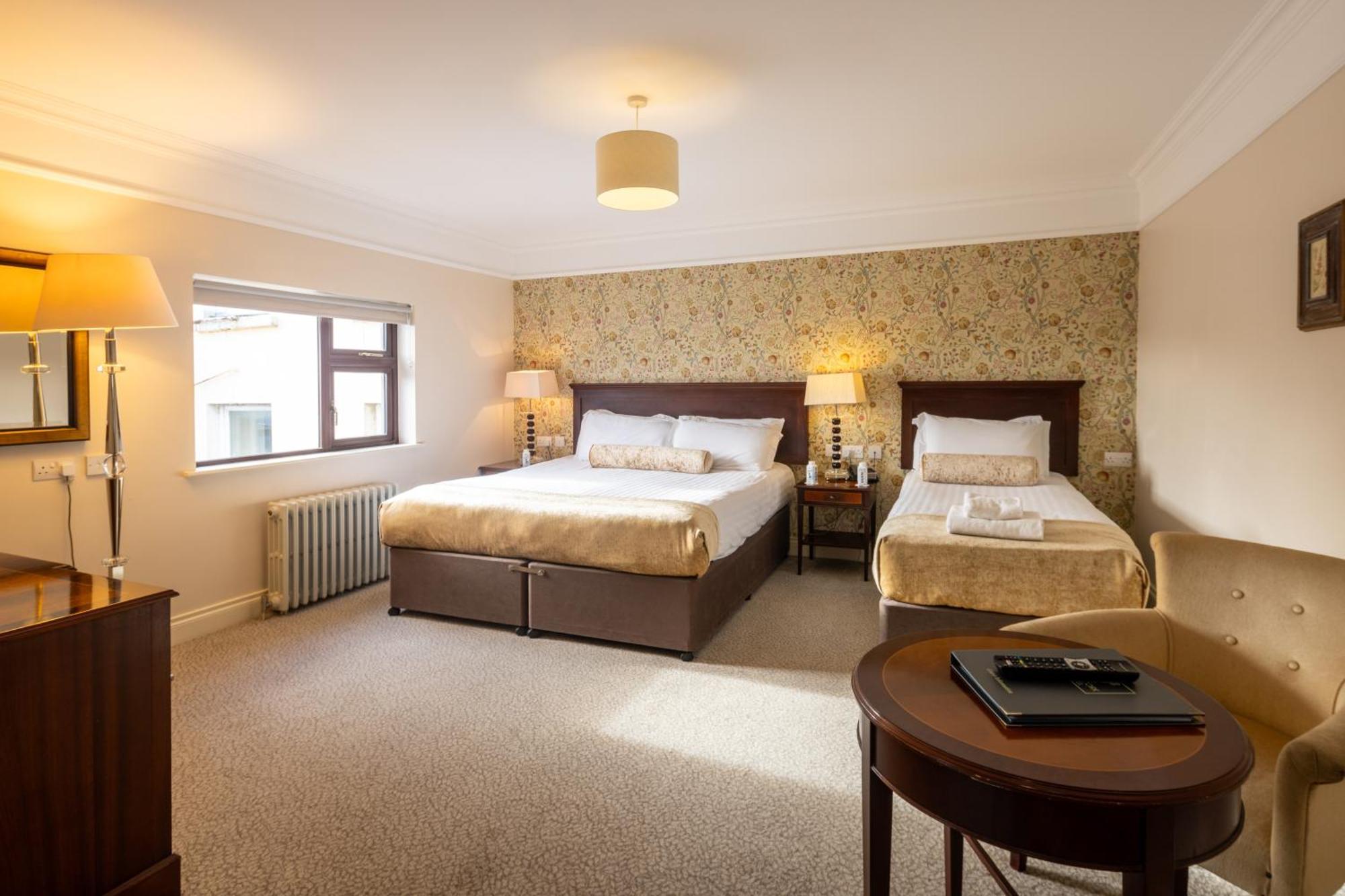 Superior Twin Room,1742616104:JPEG