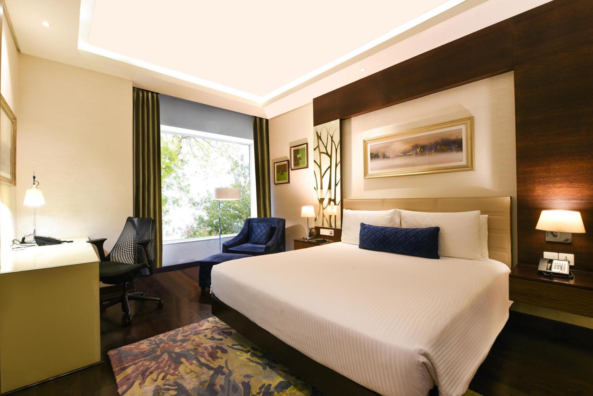 Premium King Room