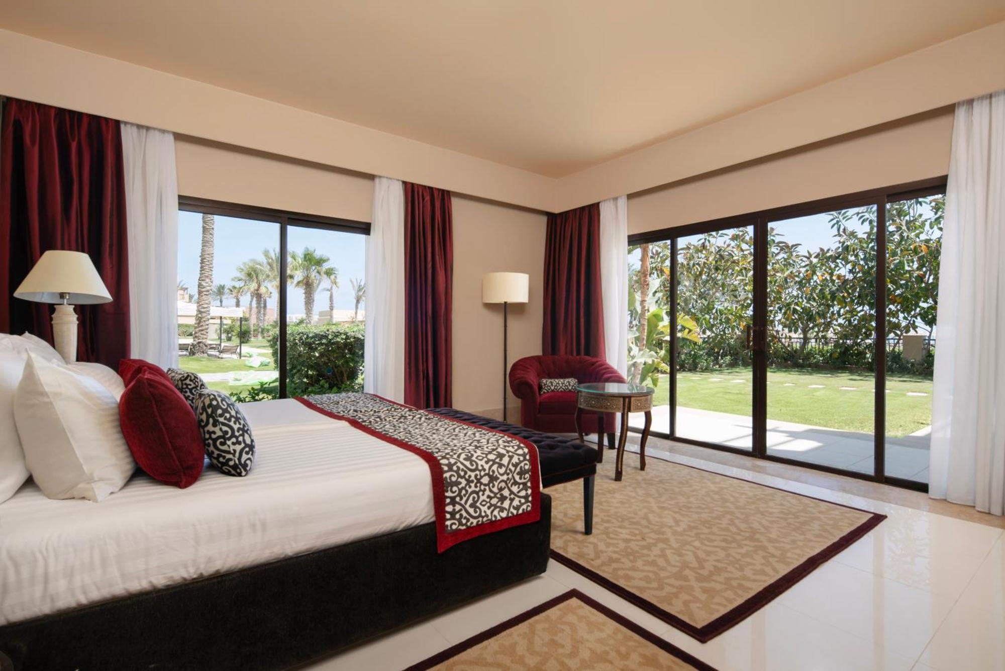 Executive Suite, Queen Bed, Sea View