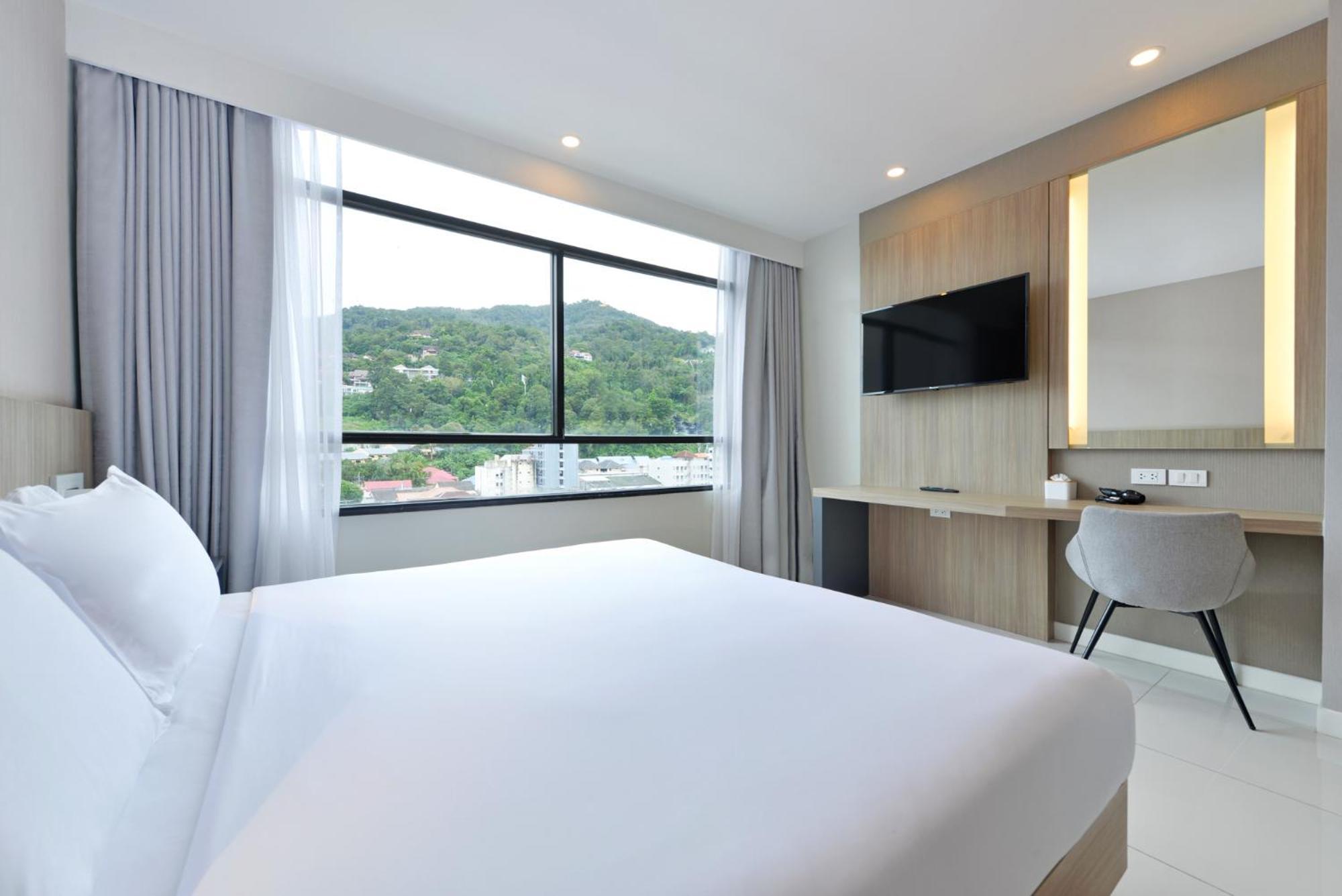 Superior King Room No Balcony