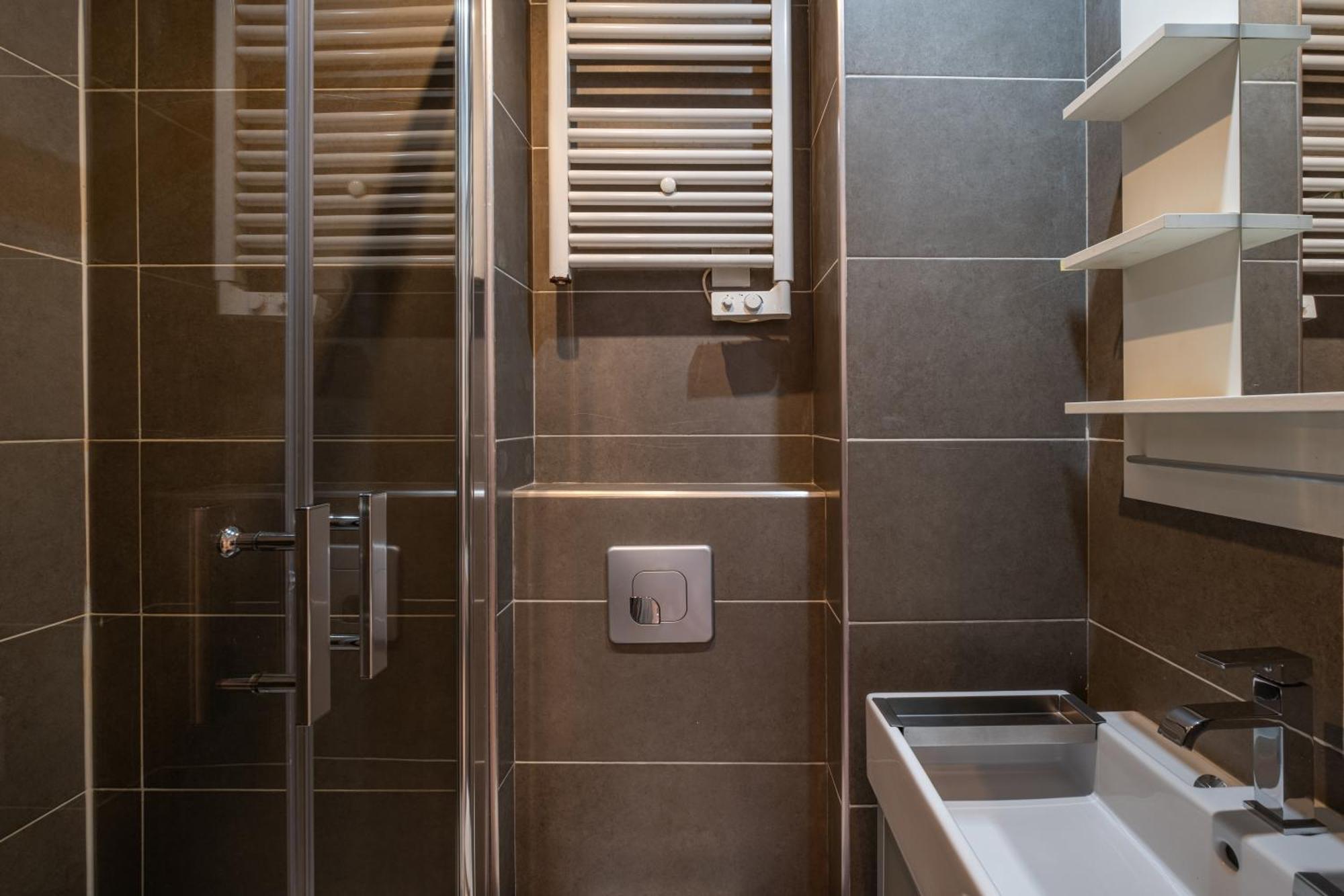 Privilege Apartment