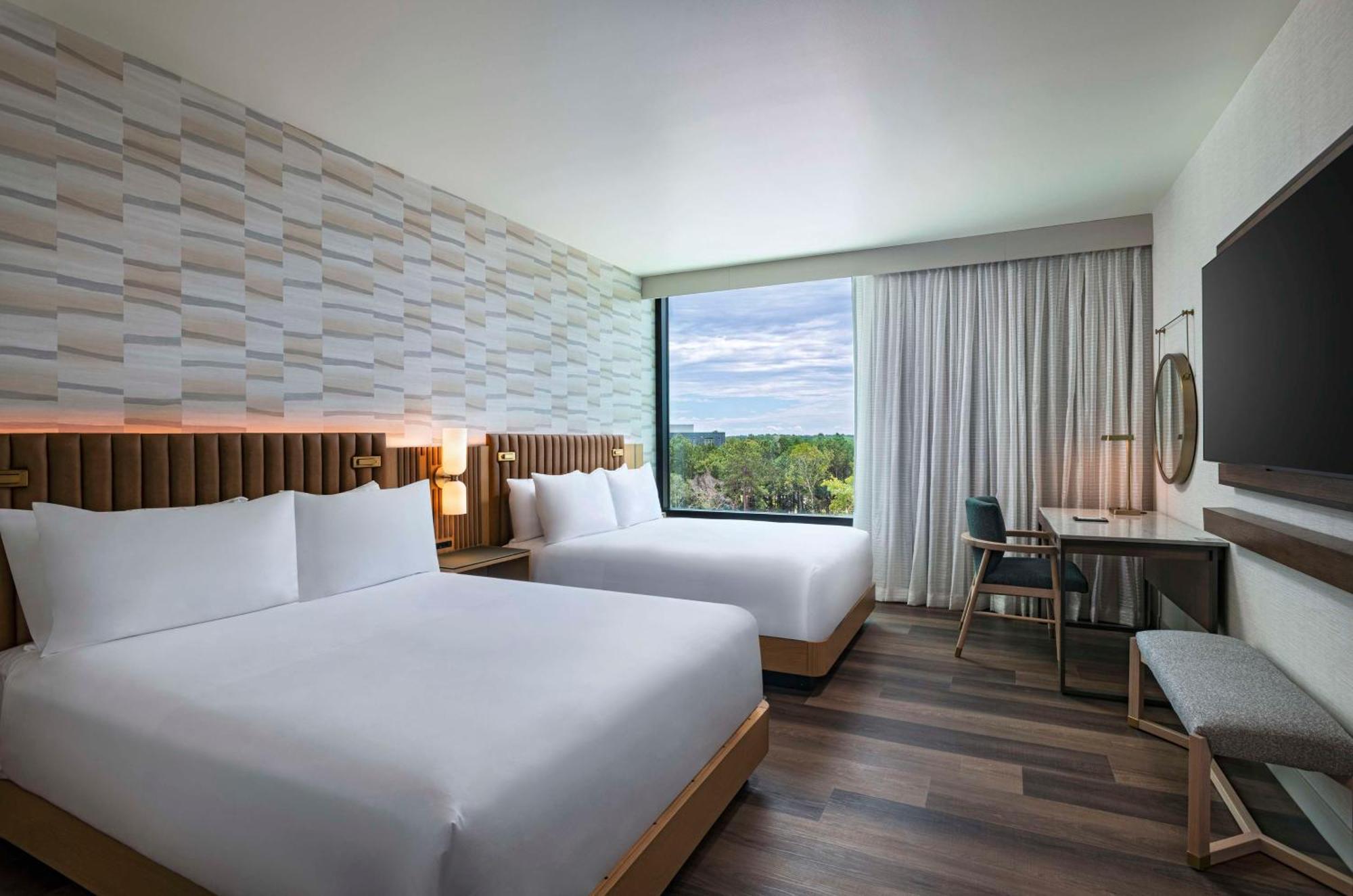Queen Room with Two Queen Beds - High Floor