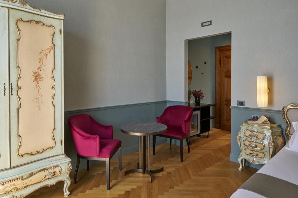 King Room with Balcony