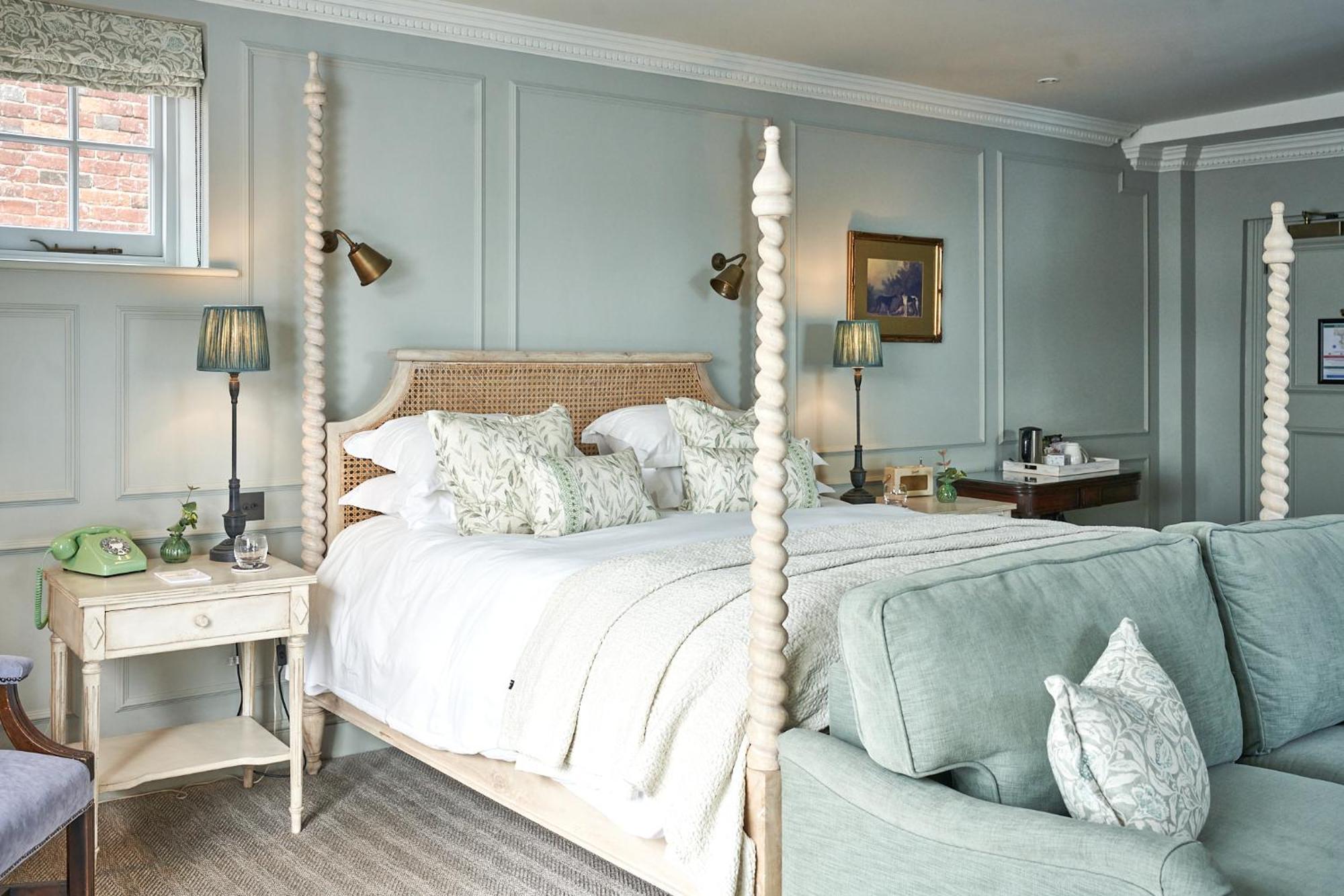 Luxury Balcony Suite,1540073464:JPEG