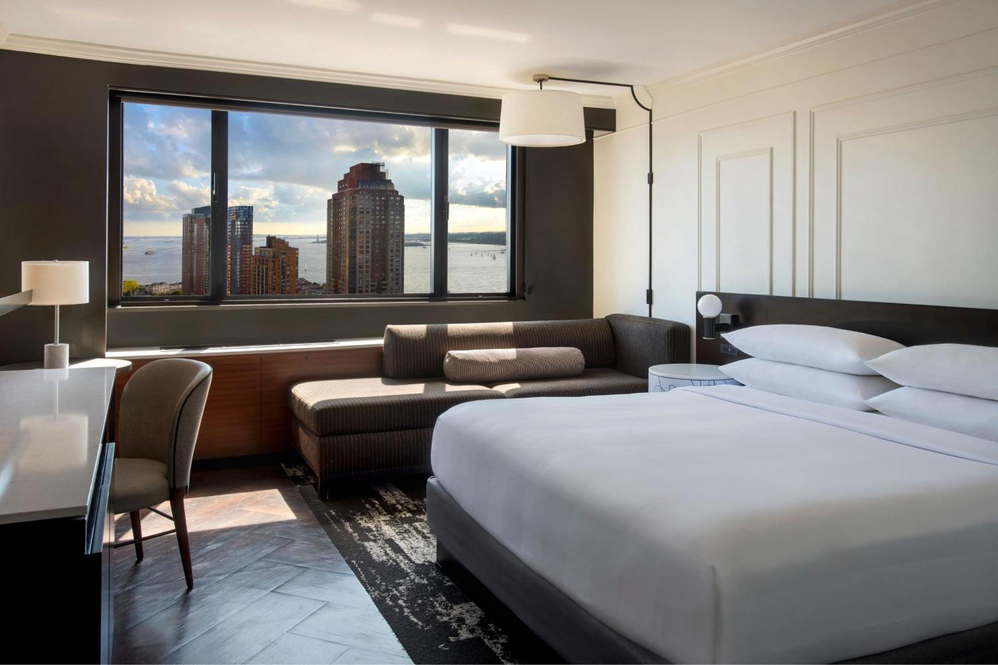 Habitación Deluxe con cama extragrande y vistas al puerto - Adaptada para personas con discapacidad auditiva