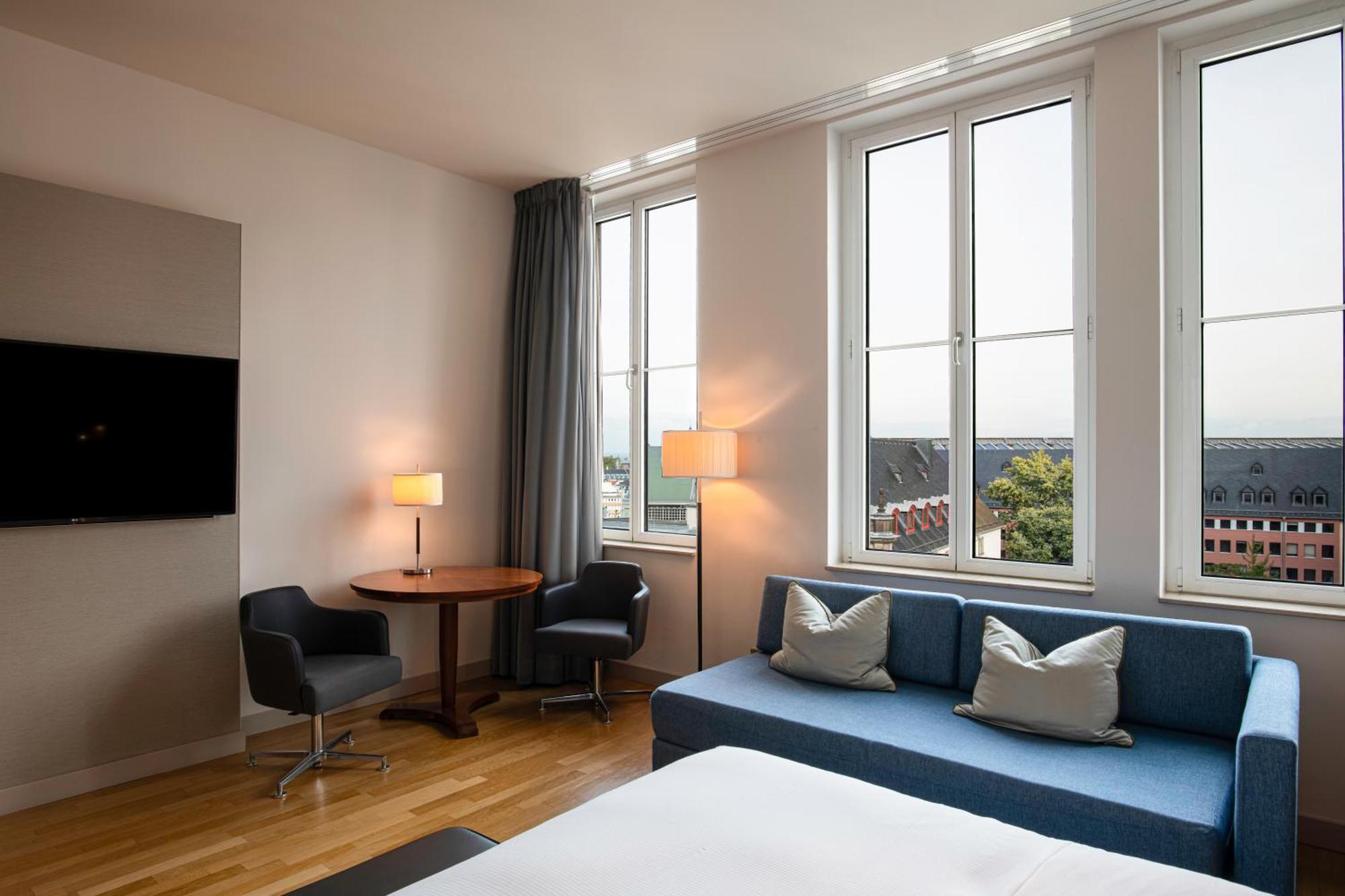 Deluxe King Room with View,1540593415:JPEG