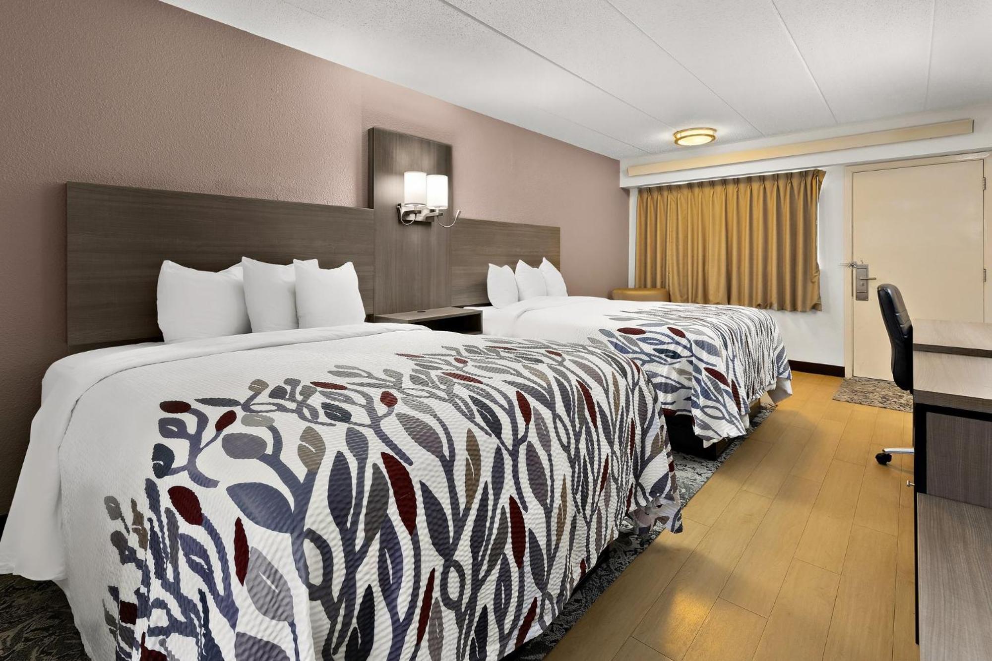 Standard Room with Two Double Beds Smoke Free