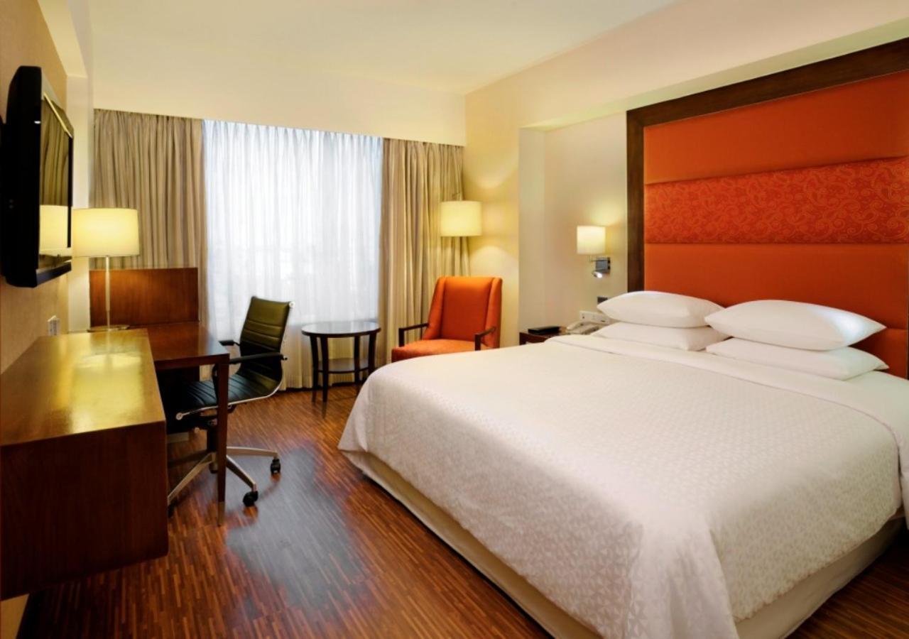 Superior King Room - 20% Discount on Food & Beverages