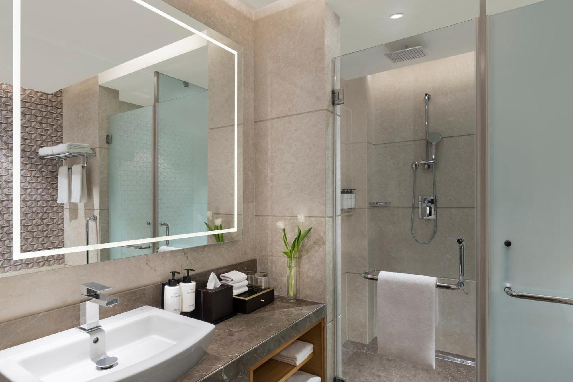 Classic Twin Room with Pool View: 20% off on food,soft beverages, laundry & local transportation(upto 10 km); enjoy 90-min spa at 60mins spa price; BOGO offer on select beverages(5–8 pm) at Connexions Bar