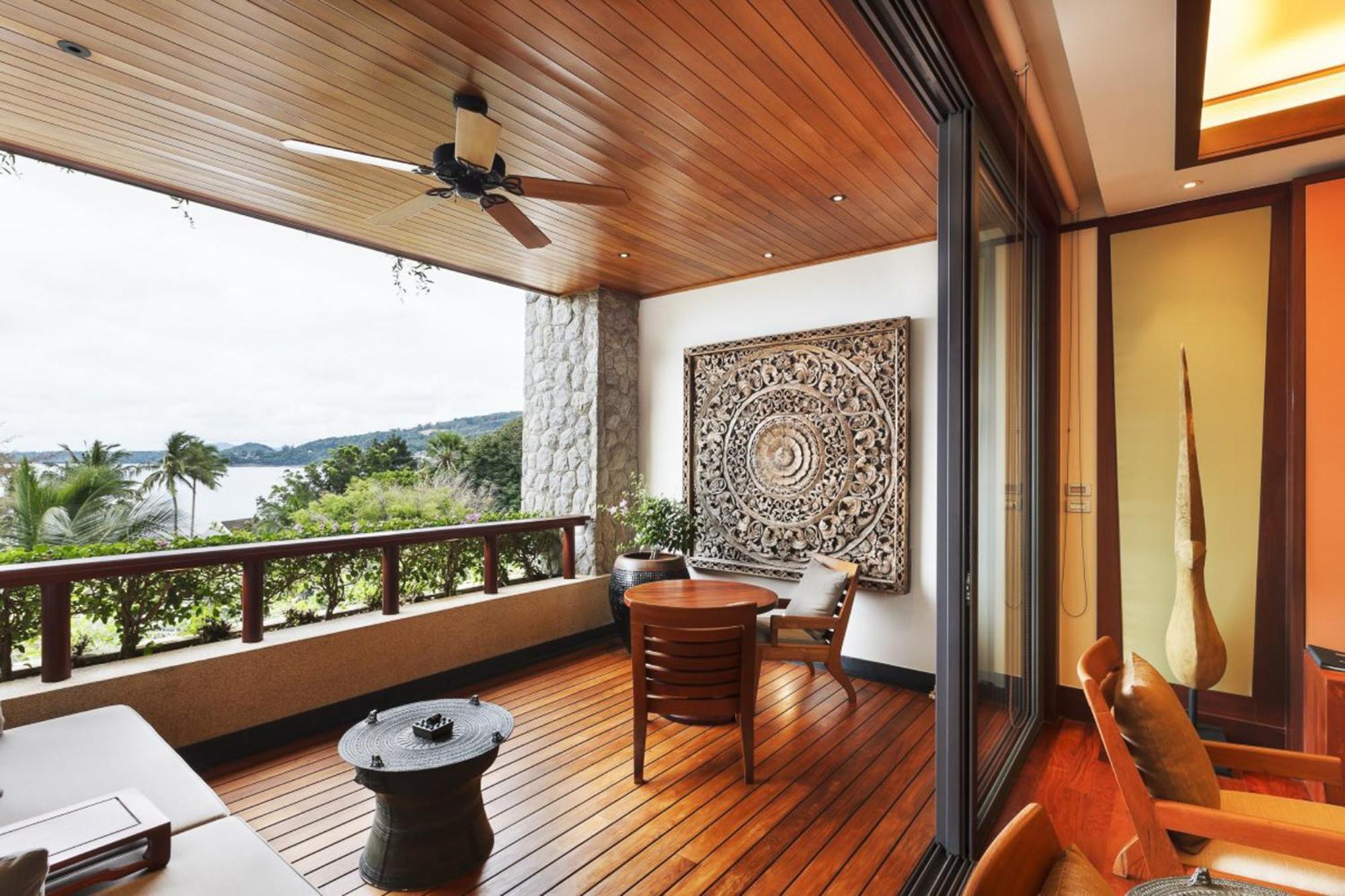One-Bedroom Suite with Terrace