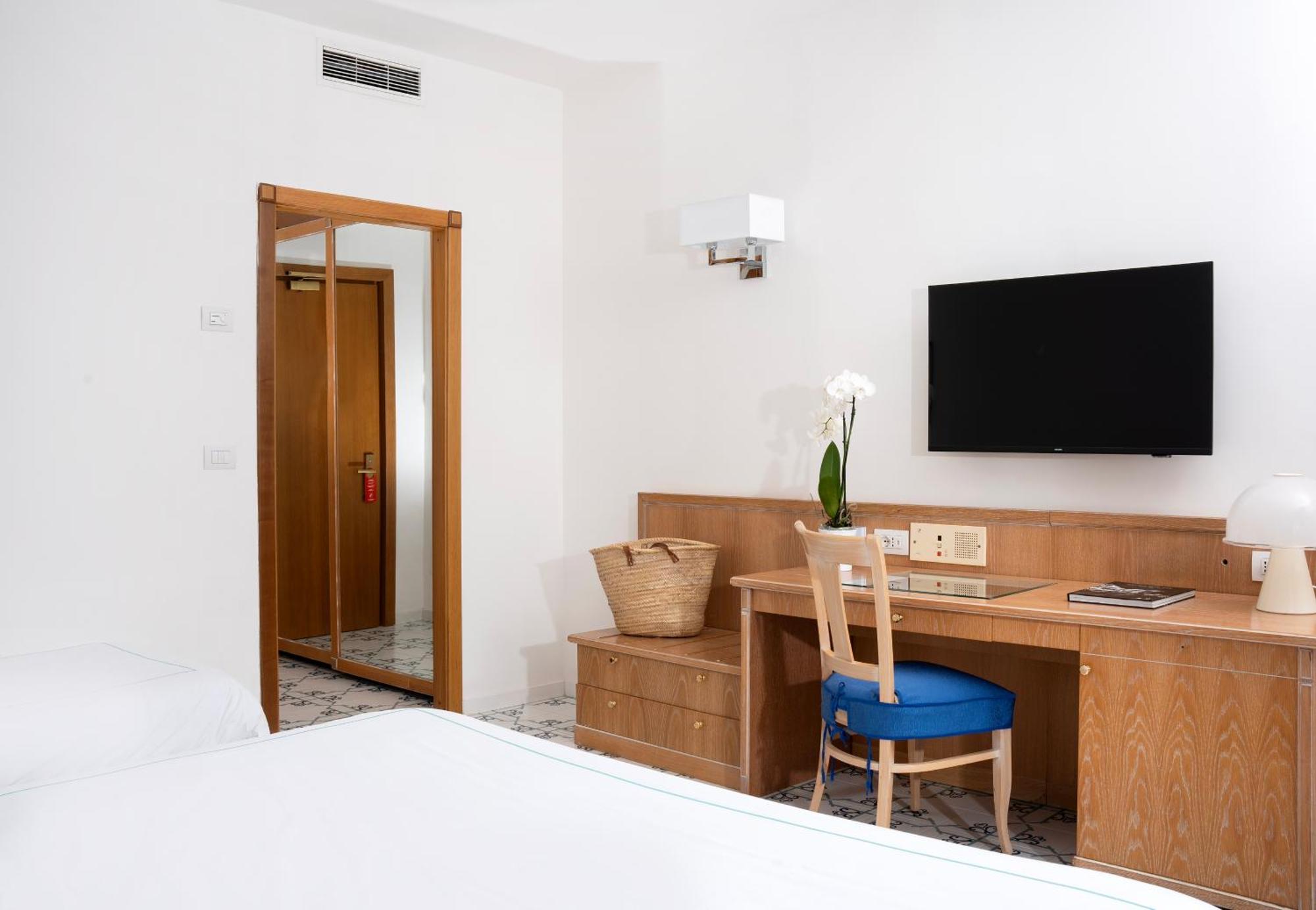 Triple Room with Balcony,1541174383:JPEG