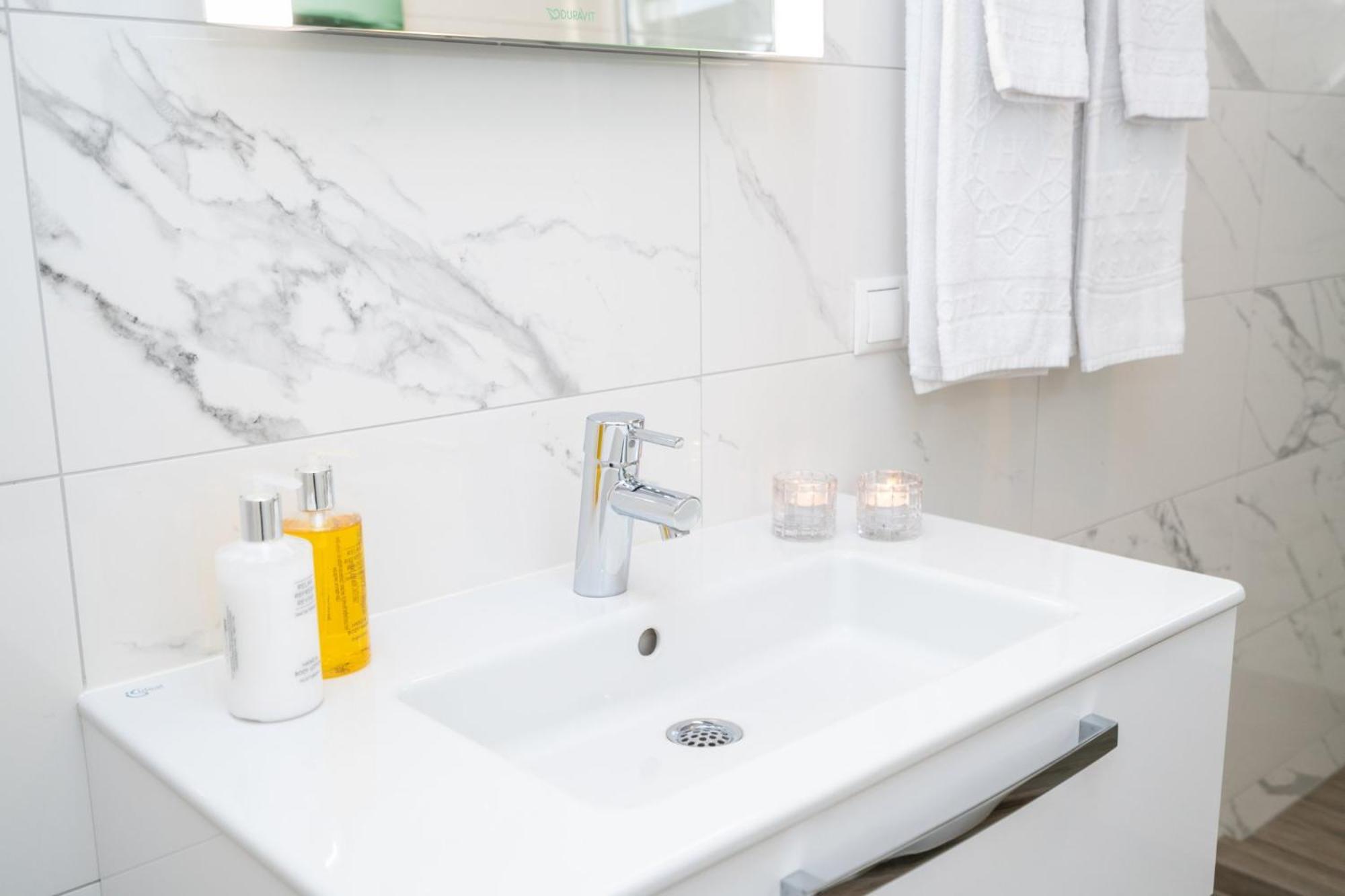 Chambre Quadruple Économique avec Salle de Bains Commune